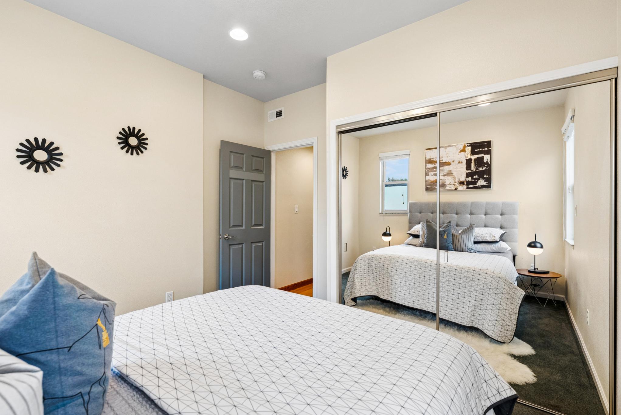  180 Yukon Street - 物件實景