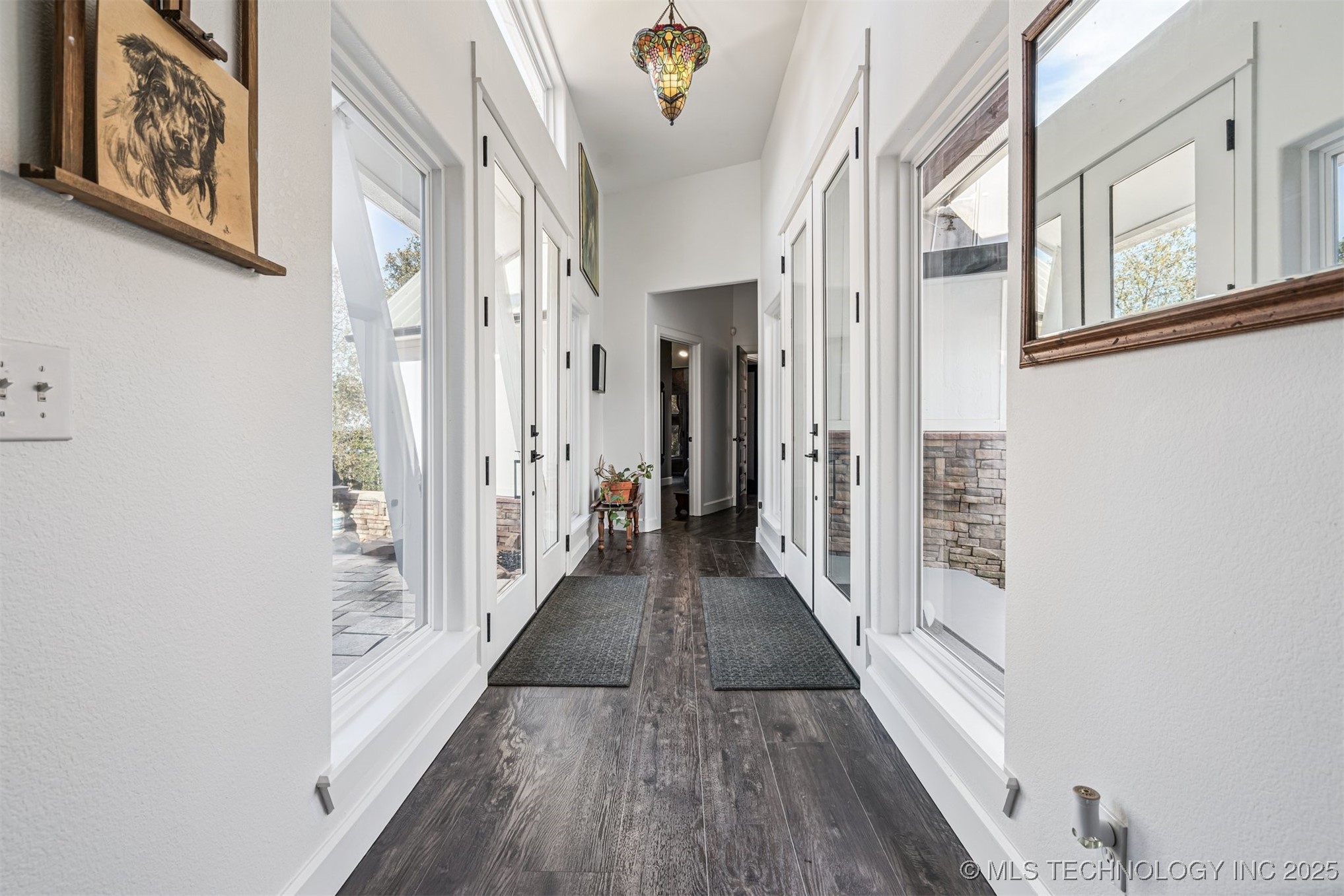 Stigler, Oklahoma, 74462, United States, 5 Bedrooms Bedrooms, ,3 BathroomsBathrooms,Residential,For Sale,2001664