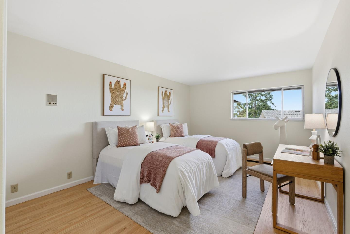 Millbrae, California, 94030, United States, 4 Bedrooms Bedrooms, ,3 BathroomsBathrooms,Residential,For Sale,1989349