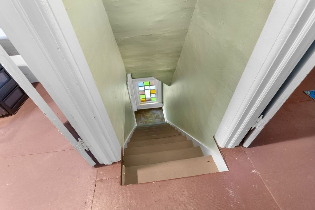 Stamford, New York, 13786, United States, 5 Bedrooms Bedrooms, ,2 BathroomsBathrooms,Residential,For Sale,1925554