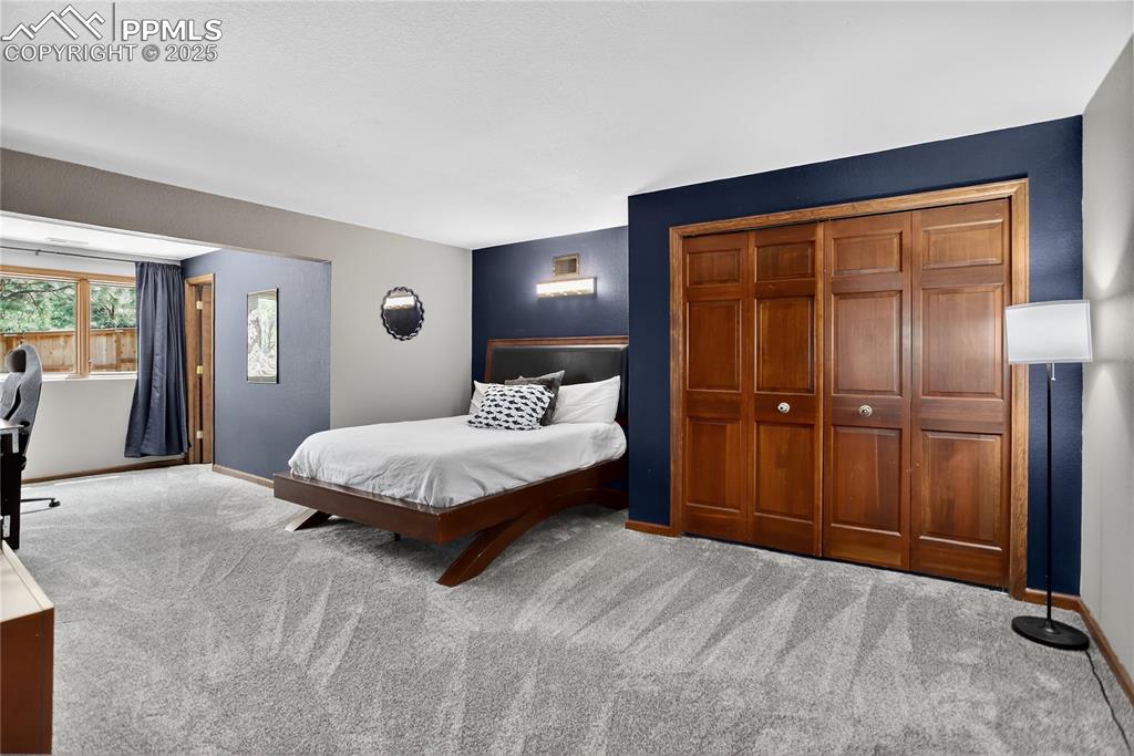 Colorado Springs, Colorado, 80906, United States, 4 Bedrooms Bedrooms, ,4 BathroomsBathrooms,Residential,For Sale,1906884