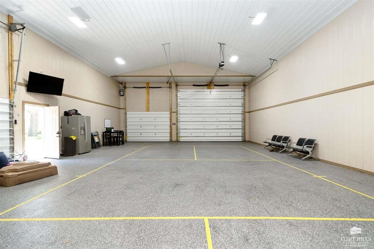Junction City, Kansas, 66441, United States, 4 Bedrooms Bedrooms, ,4 BathroomsBathrooms,Residential,For Sale,1805372