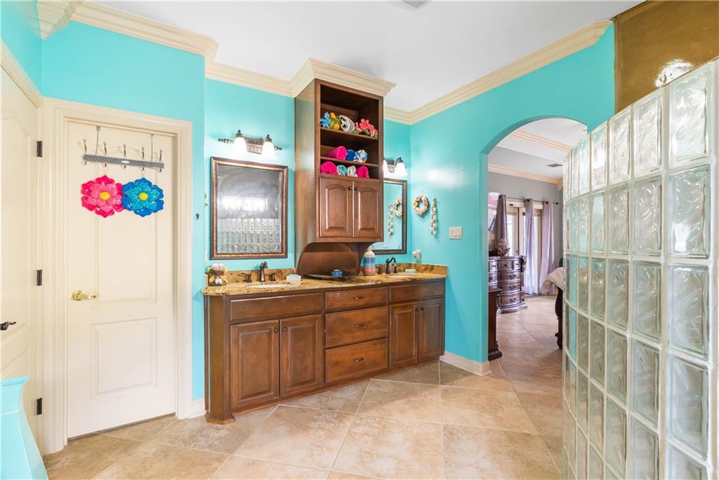 Corpus Christi, Texas, 78418, United States, 4 Bedrooms Bedrooms, ,4 BathroomsBathrooms,Residential,For Sale,1918827