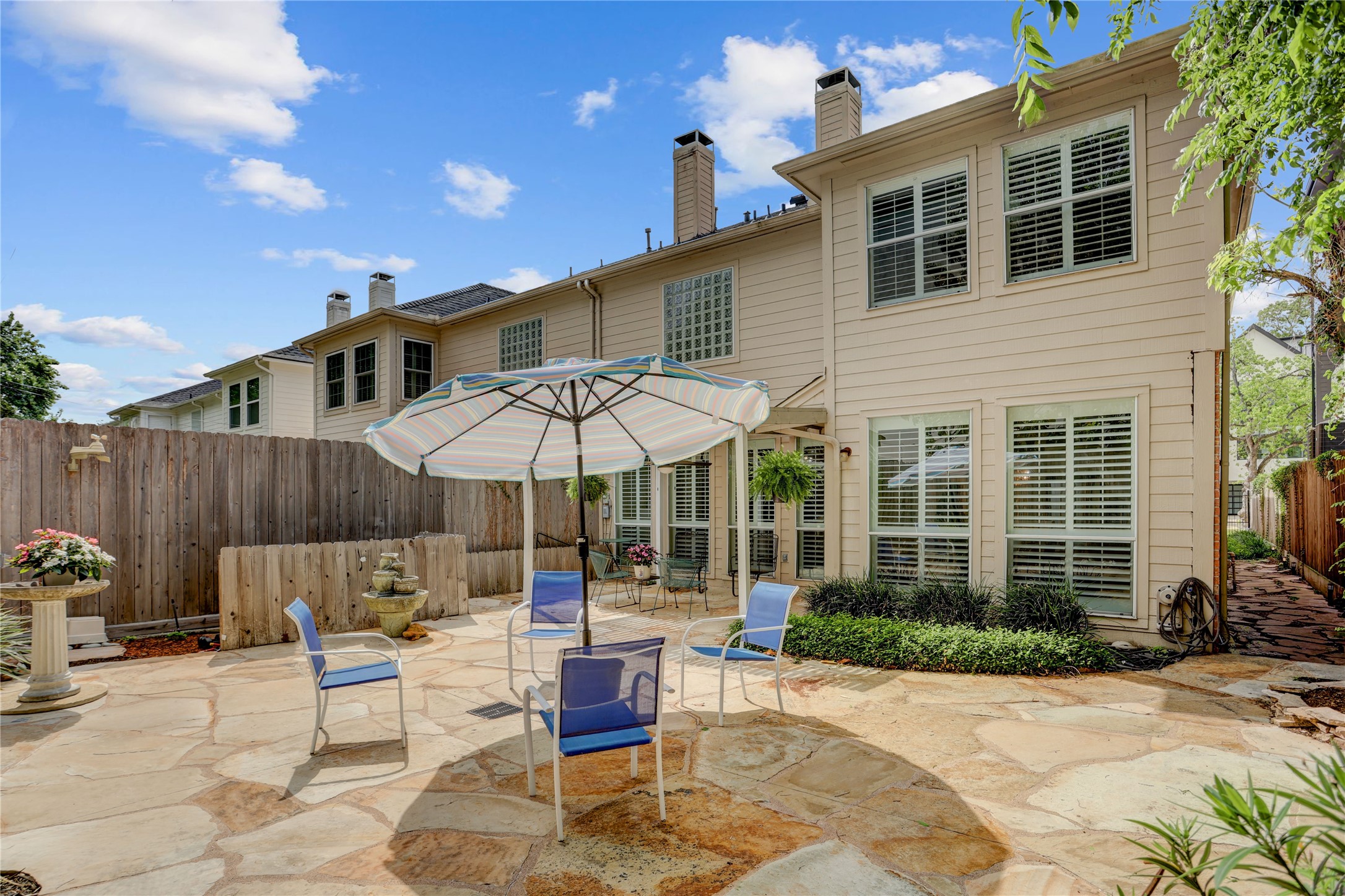  4024 Lanark Lane - 物件實景