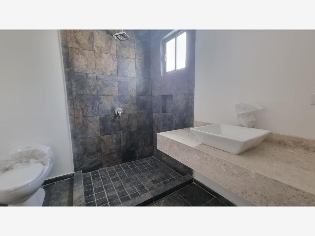 SAN VICENTE, Torreón, Coahuila de Zaragoza, 27023, Mexico, 4 Bedrooms Bedrooms, ,4 BathroomsBathrooms,Residential,For Sale,SAN VICENTE,1252249