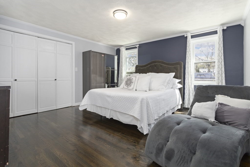 Saugus, Massachusetts, 01906, United States, 3 Bedrooms Bedrooms, ,3 BathroomsBathrooms,Residential,For Sale,1931049