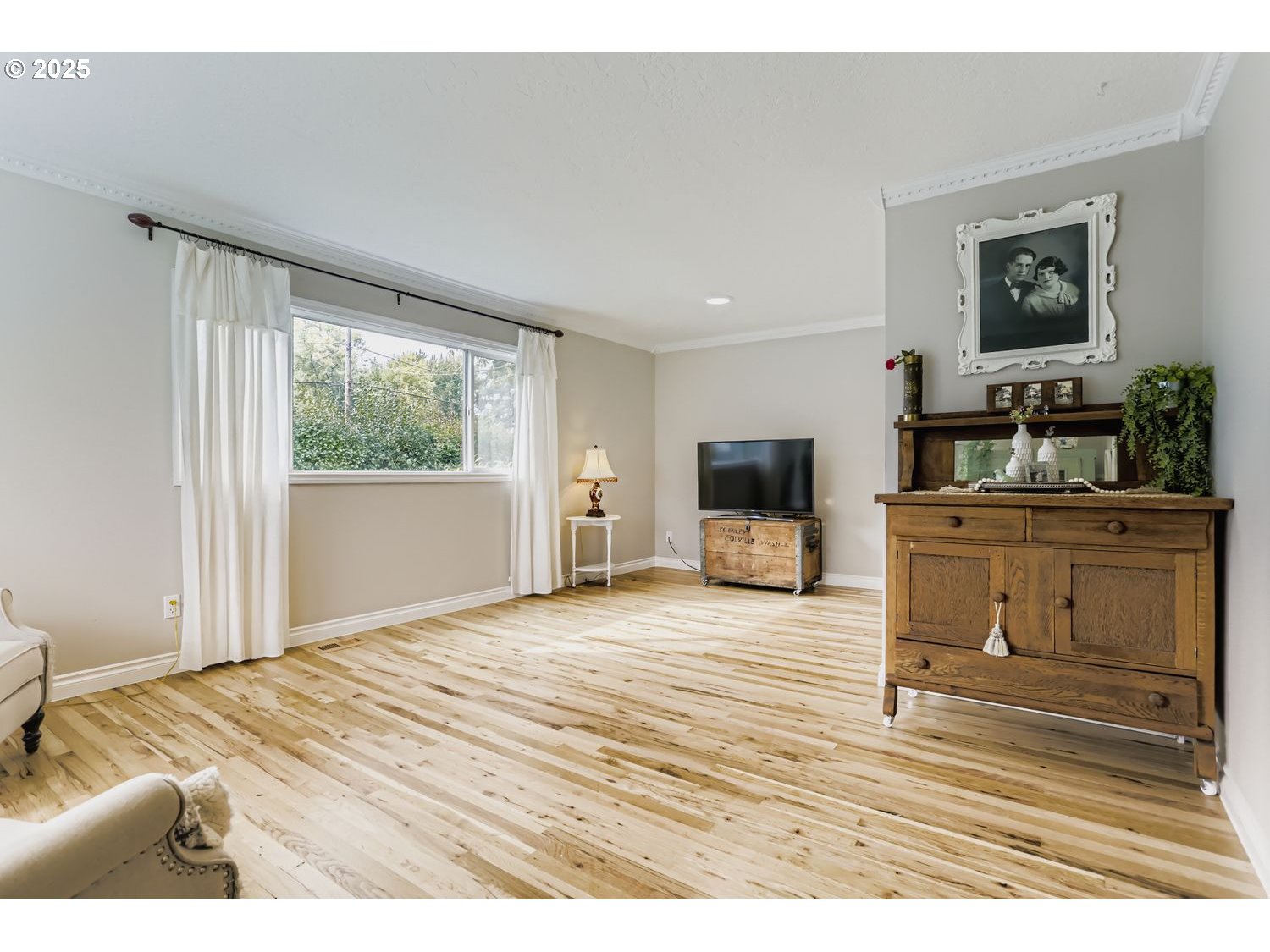 Milwaukie, Oregon, 97267, United States, 4 Bedrooms Bedrooms, ,2 BathroomsBathrooms,Residential,For Sale,2000093