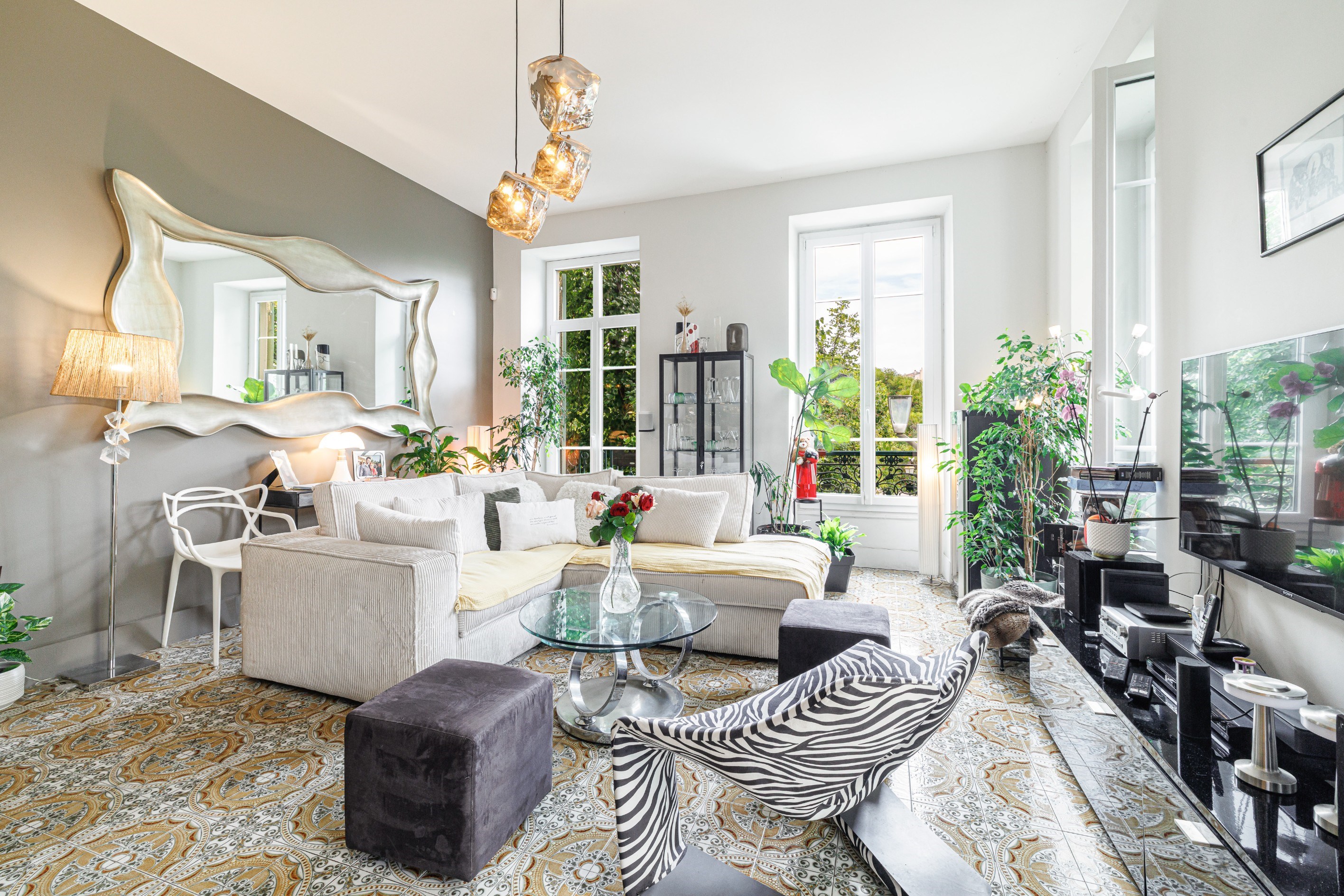  Renovated reception apartment with 40 sqm terrace facing Jardin Alsace-Lorraine… - 物件實景