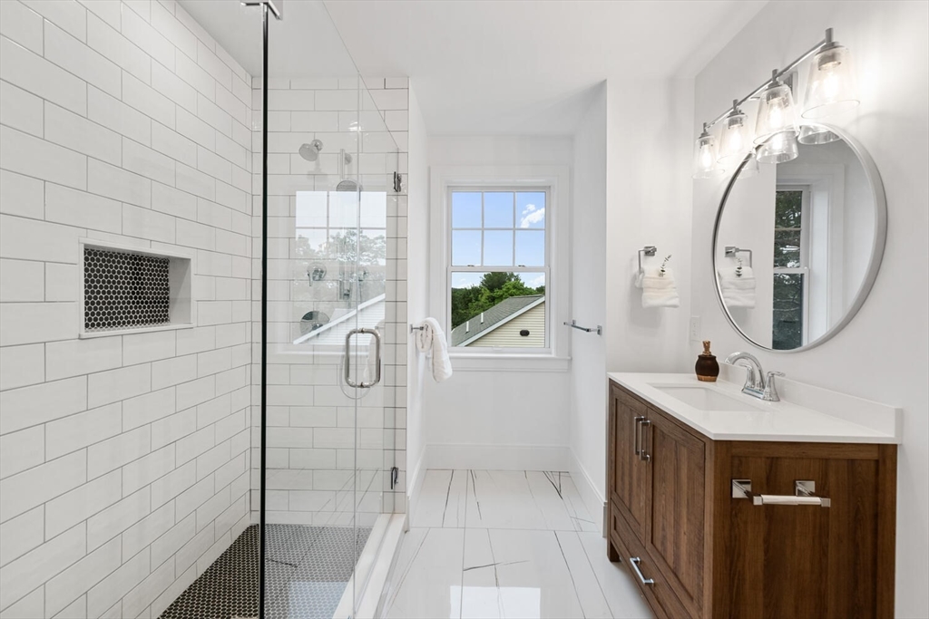Winchester, Massachusetts, 01890, United States, 6 Bedrooms Bedrooms, ,5 BathroomsBathrooms,Residential,For Sale,1940960
