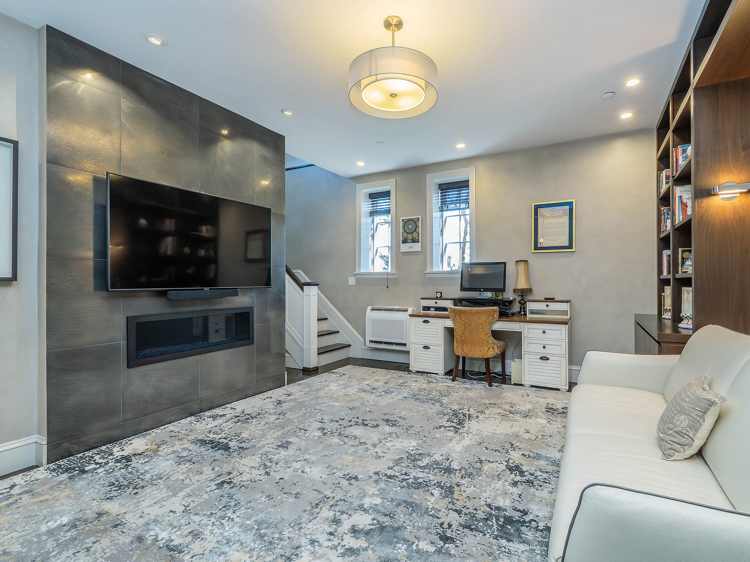  155 Estate Court, Roslyn Heights, NY, 11577 - 物件實景