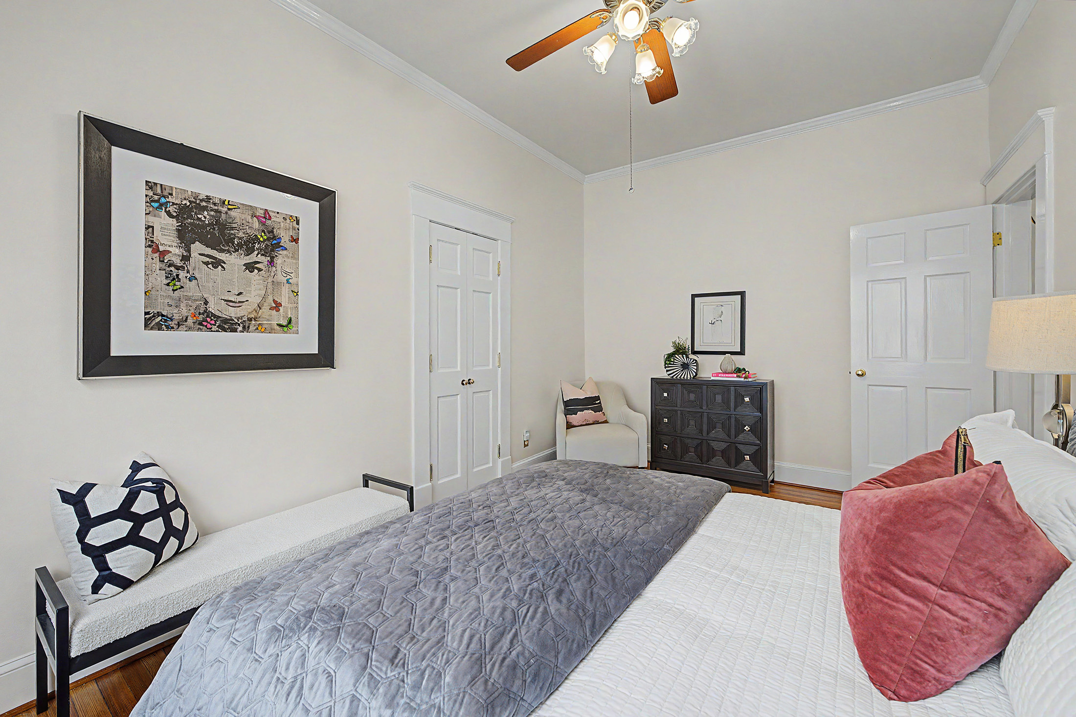  Enchanting 1920s Craftsman in an Ideal Virginia Highlands Location - 物件實景