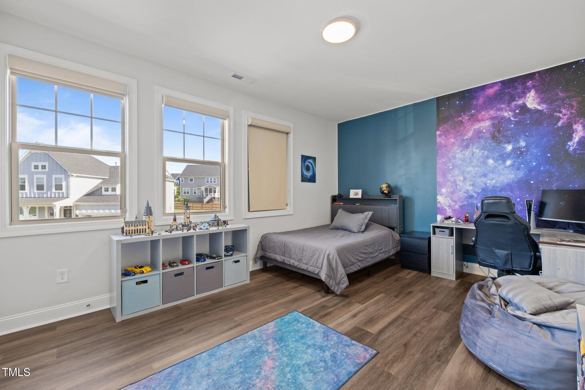 Chapel Hill, North Carolina, 27517, United States, 5 Bedrooms Bedrooms, ,5 BathroomsBathrooms,Residential,For Sale,1991048