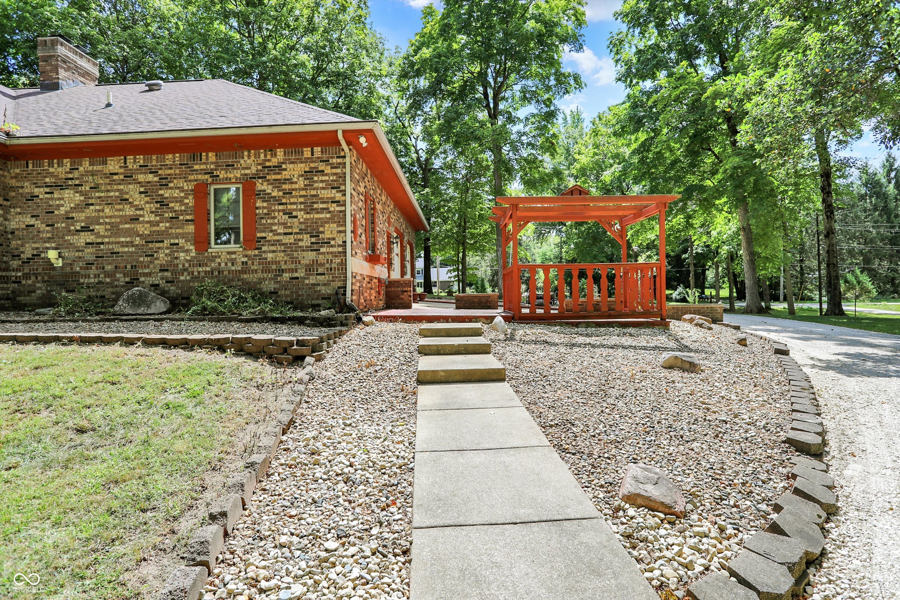 Lafayette, Indiana, 47905, United States, 3 Bedrooms Bedrooms, ,4 BathroomsBathrooms,Residential,For Sale,1979408