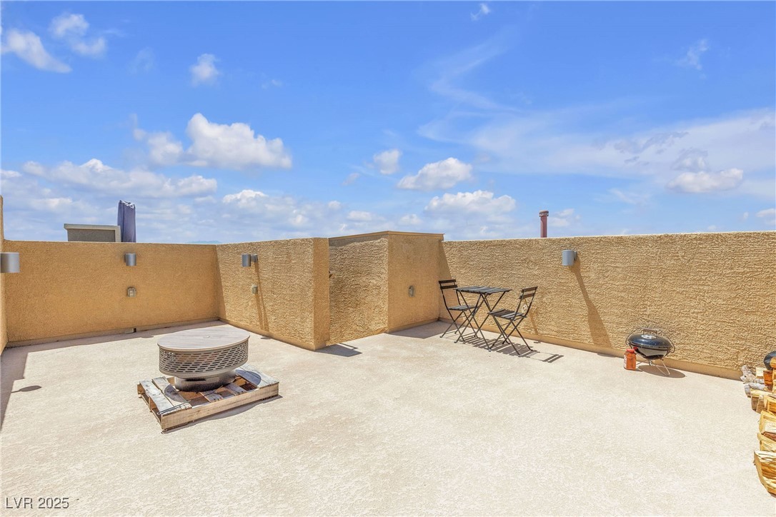Henderson, Nevada, 89015, United States, 4 Bedrooms Bedrooms, ,4 BathroomsBathrooms,Residential,For Sale,1828430