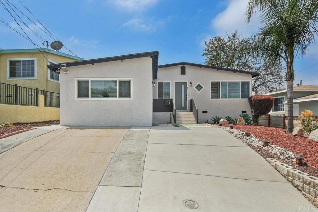 San Diego, California, 92139, United States, 3 Bedrooms Bedrooms, ,2 BathroomsBathrooms,Residential,For Sale,1856072