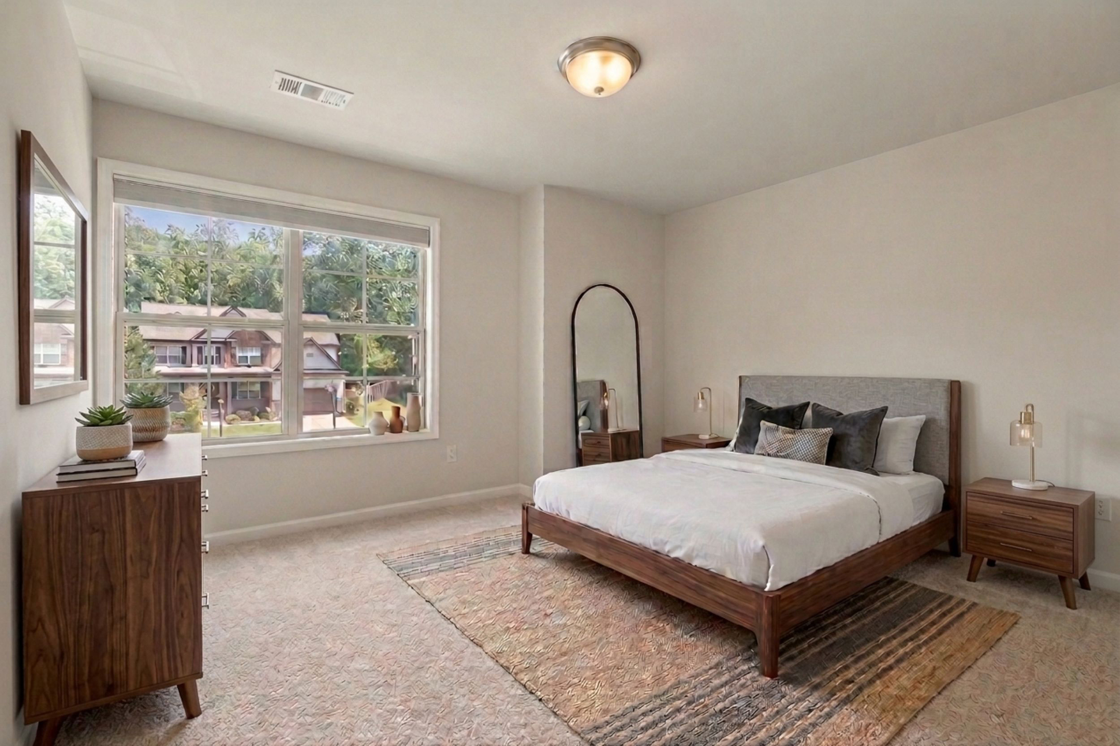  Charming Craftsman-Inspired Home on Quiet Cul-De-Sac - 物件實景