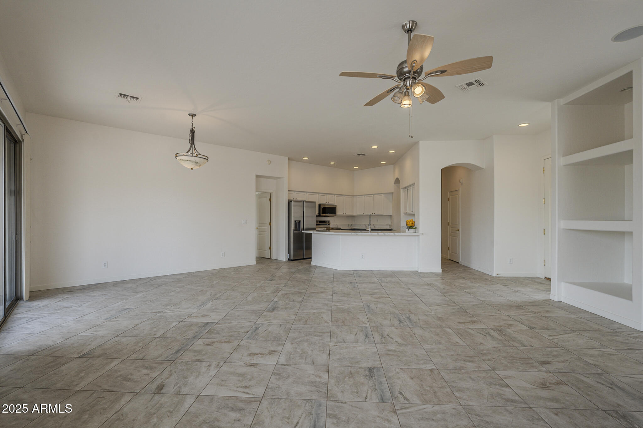 Phoenix, Arizona, 85042, United States, 3 Bedrooms Bedrooms, ,Residential,For Sale,1939131