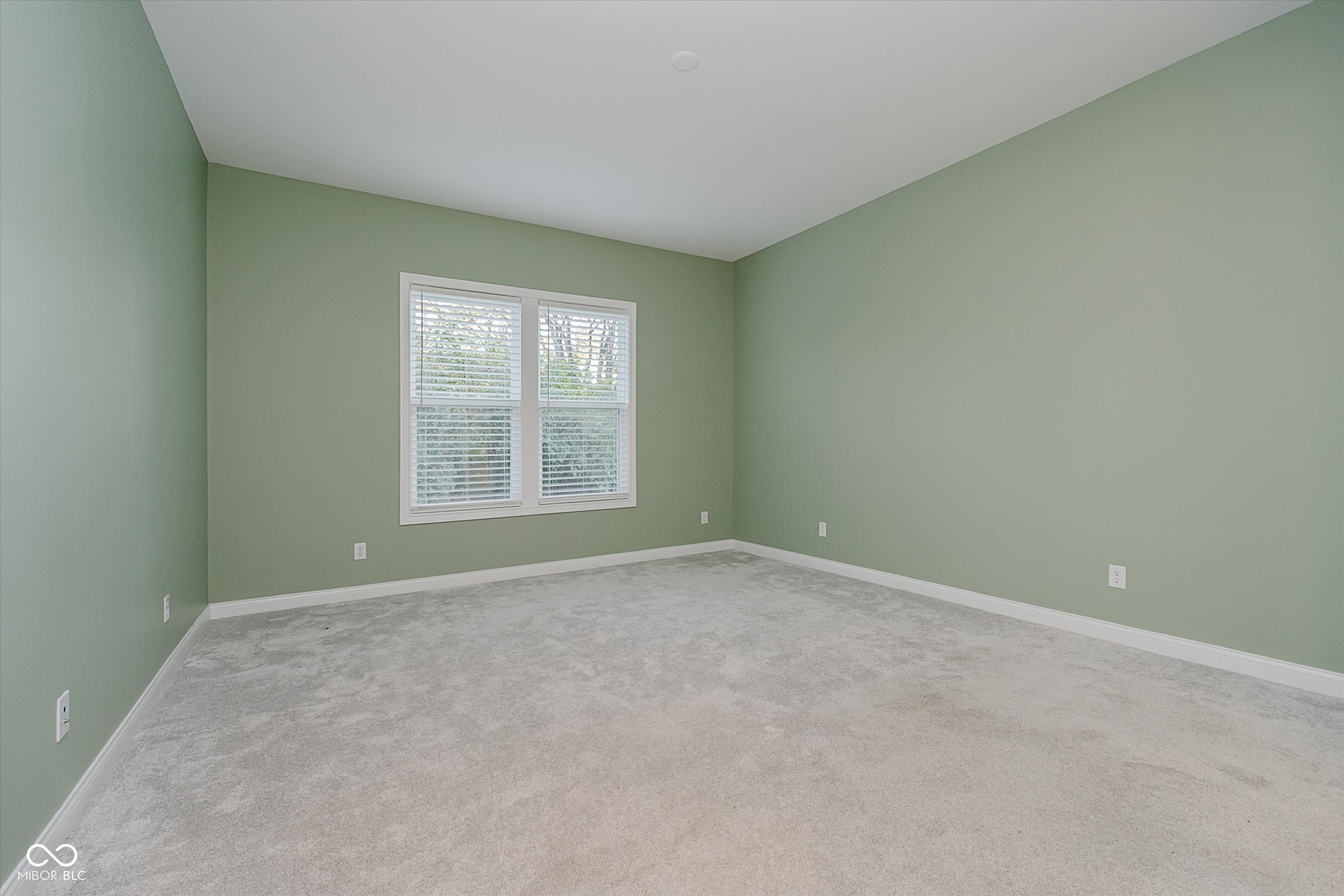 Fishers, Indiana, 46037, United States, 3 Bedrooms Bedrooms, ,2 BathroomsBathrooms,Residential,For Sale,1974200