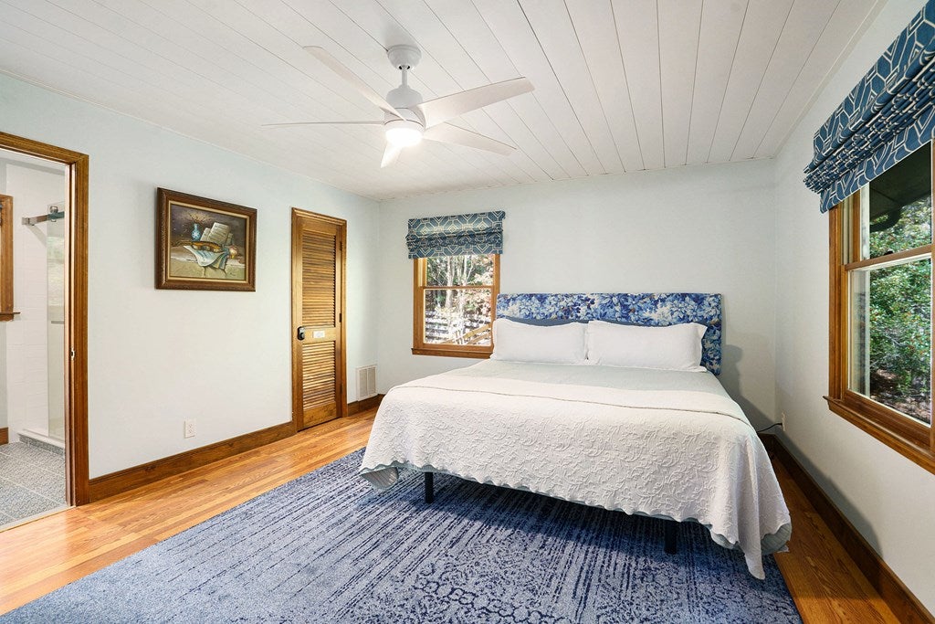 Blue Ridge, Georgia, 30513, United States, 3 Bedrooms Bedrooms, ,3 BathroomsBathrooms,Residential,For Sale,1969723