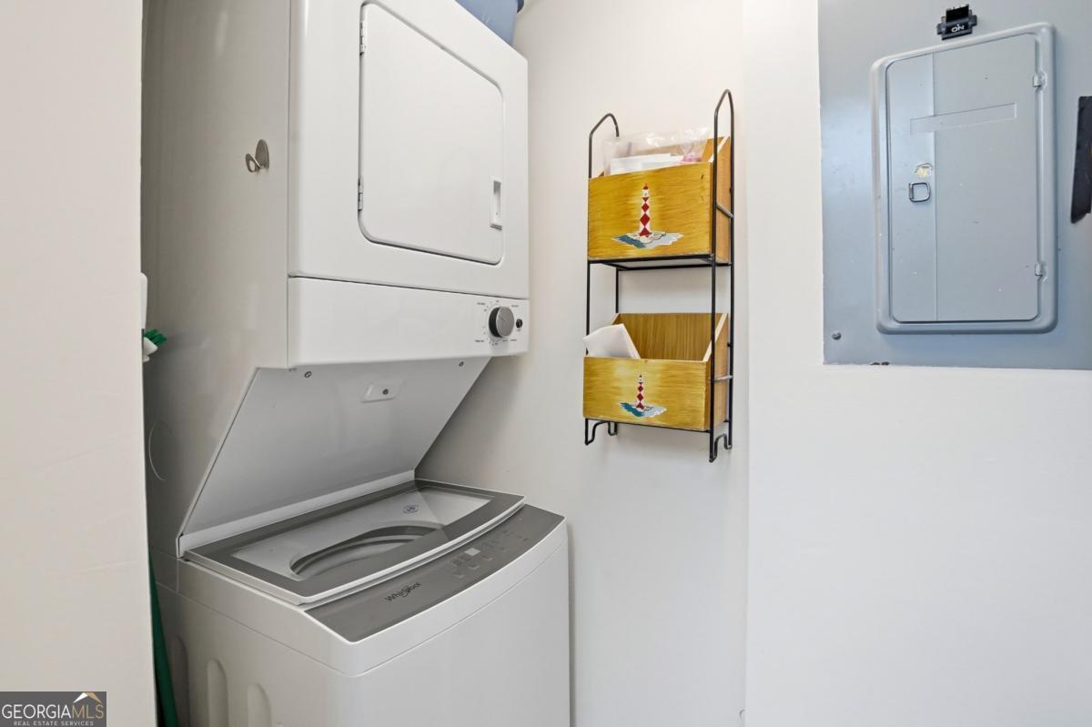 St. Simons, Georgia, 31522, United States, 2 Bedrooms Bedrooms, ,2 BathroomsBathrooms,Residential,For Sale,1991372