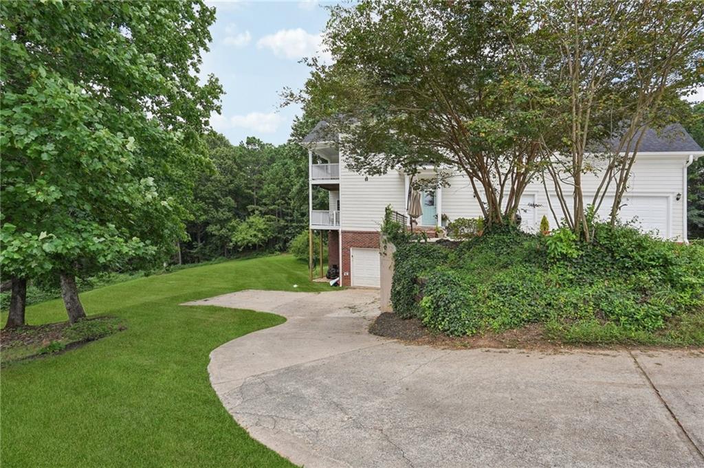 Cartersville, Georgia, 30121, United States, 5 Bedrooms Bedrooms, ,6 BathroomsBathrooms,Residential,For Sale,1902967