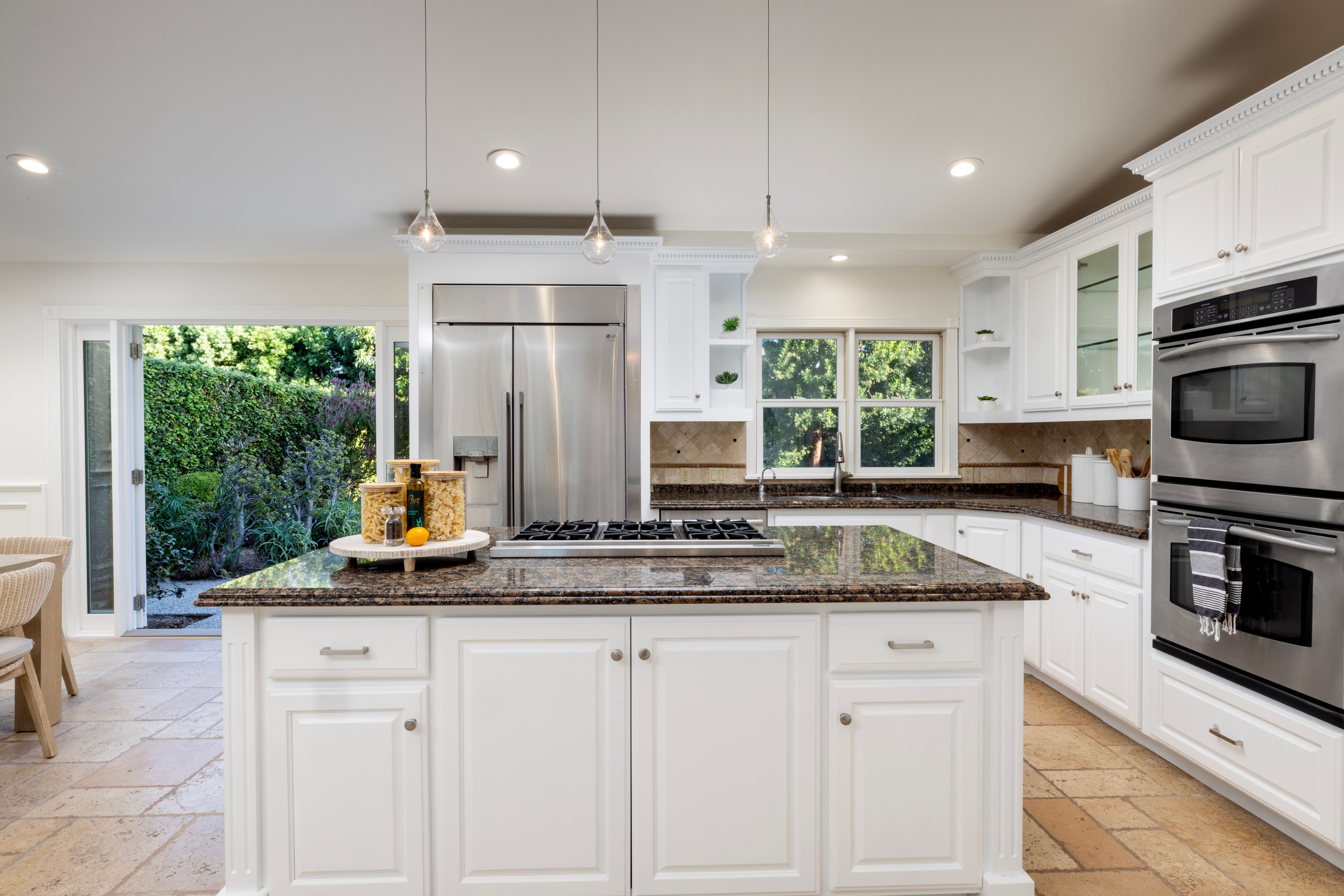  2038 Aliso Avenue, Costa Mesa, CA 92627 - 物件實景