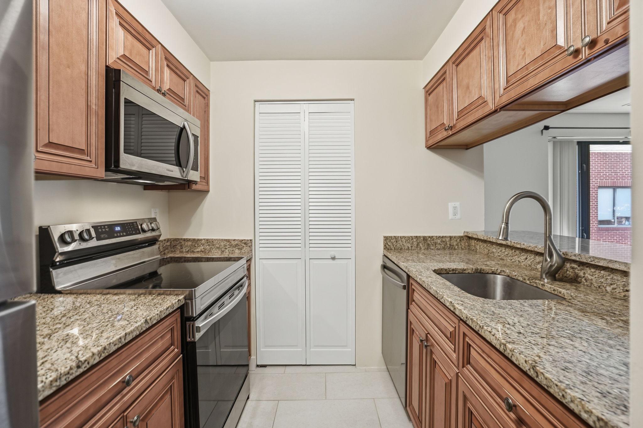  1020 N Stafford Street, Arlington, VA, 22201 - 物件實景