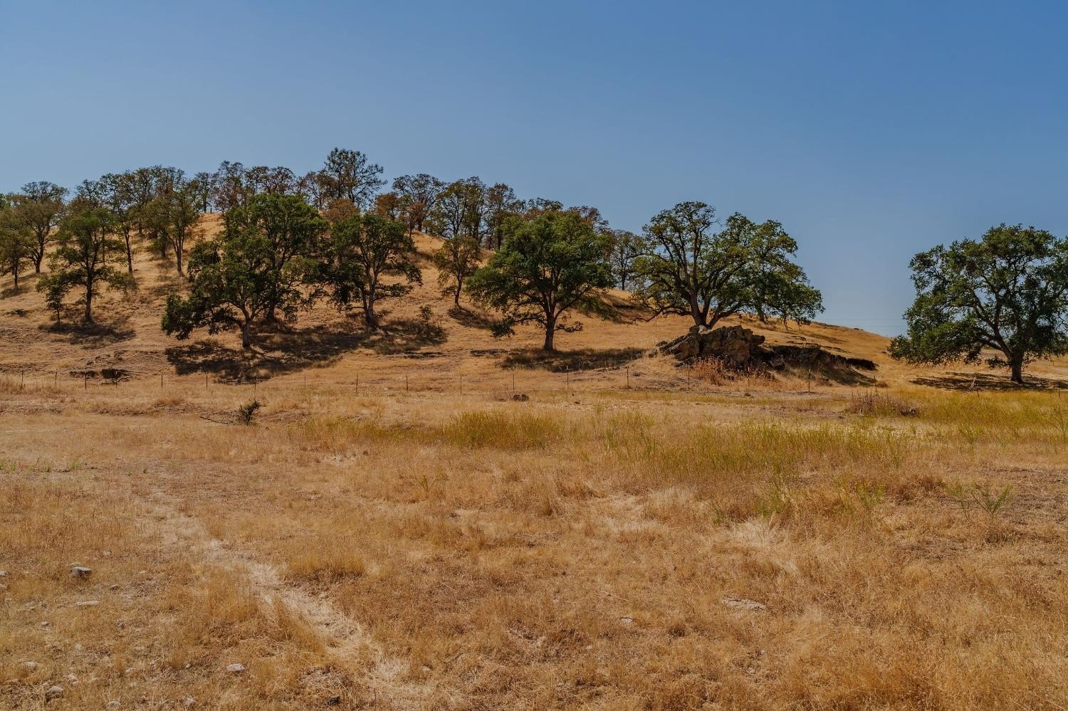 Valley Springs, California, 95252, United States, 3 Bedrooms Bedrooms, ,2 BathroomsBathrooms,Residential,For Sale,1979453
