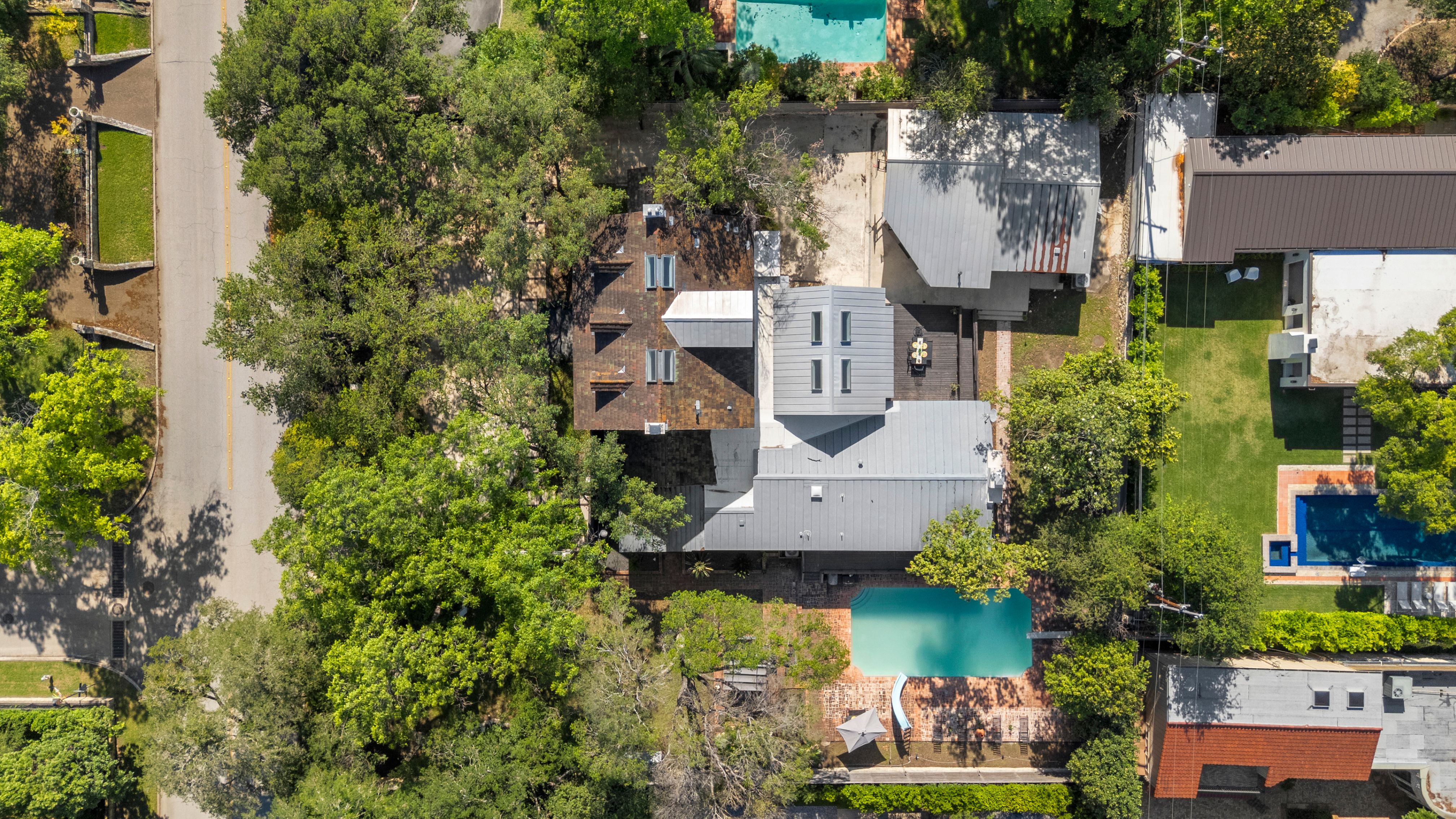  Classic Elegance in Olmos Park - 物件實景