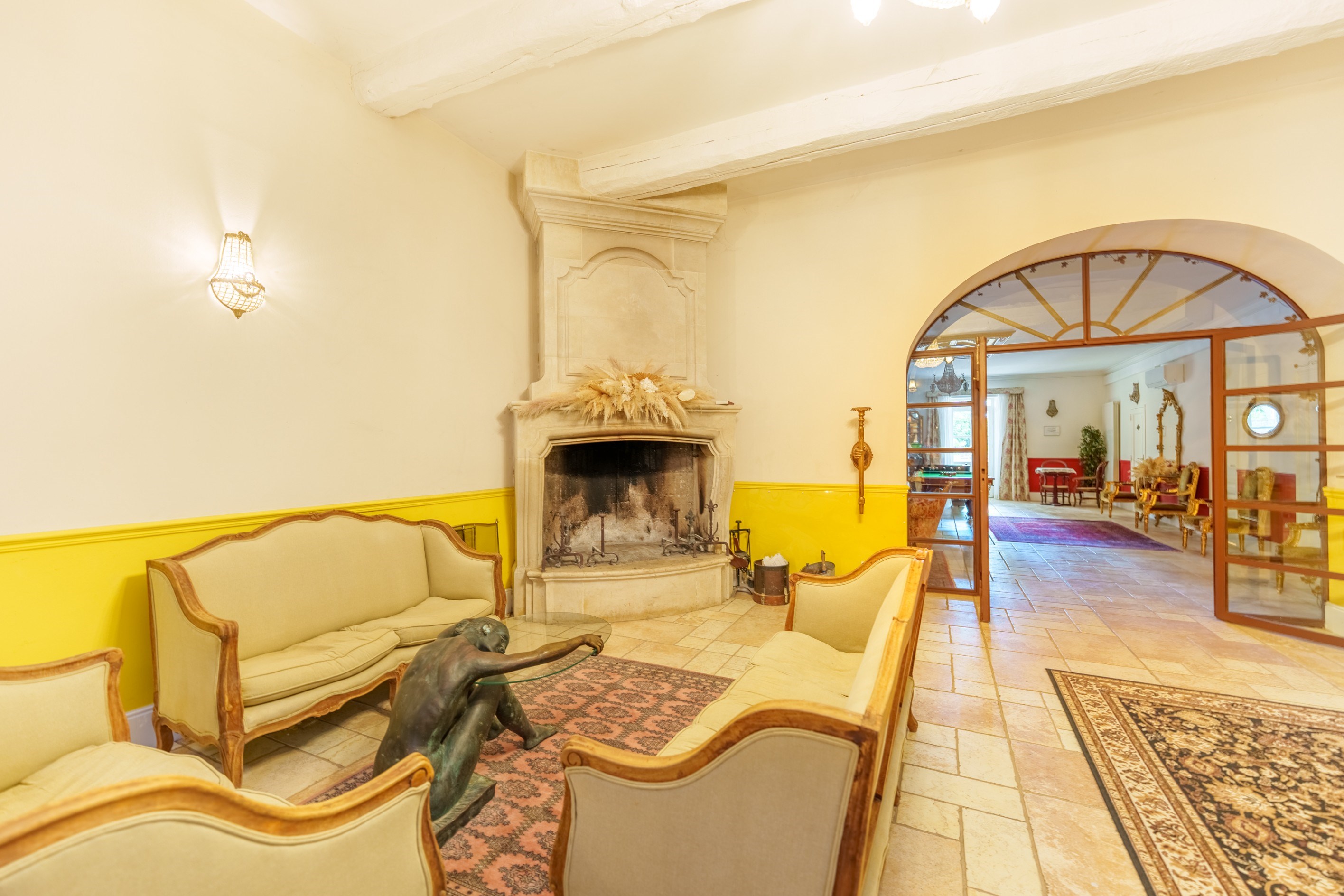  Wine Estate, Luxury Hospitality Business & Historic Château - 物件實景