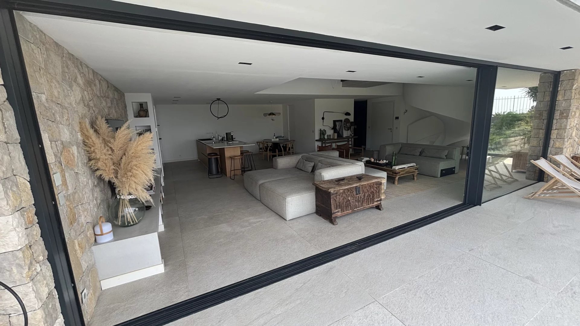 Saint-Paul-de-Vence, Provence-Alpes-Côte d’Azur, 06570, FR, 4 Bedrooms Bedrooms, ,Residential,For Sale,1754208