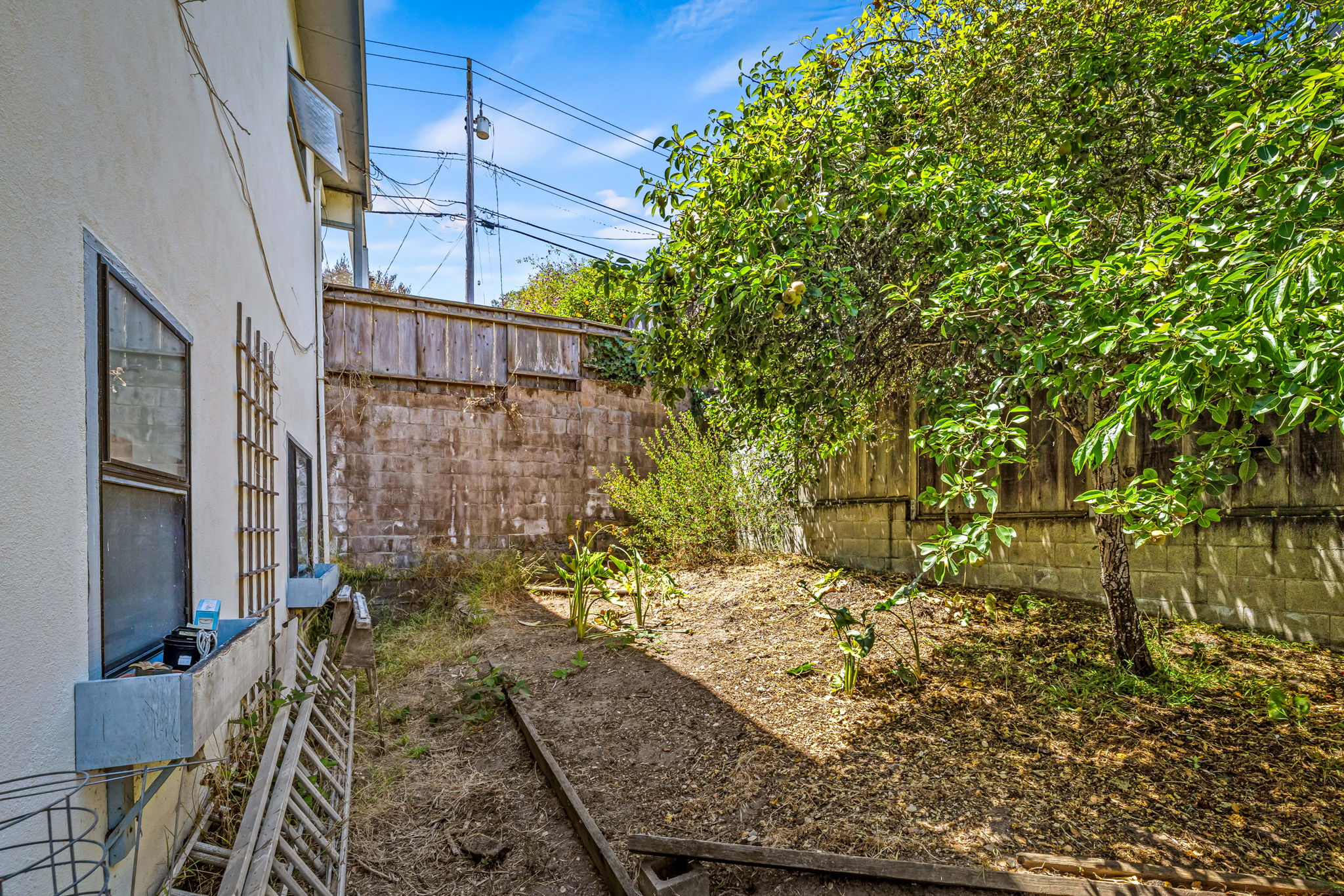 Del Rey Oaks, California, 93940, United States, 4 Bedrooms Bedrooms, ,2 BathroomsBathrooms,Residential,For Sale,1899502