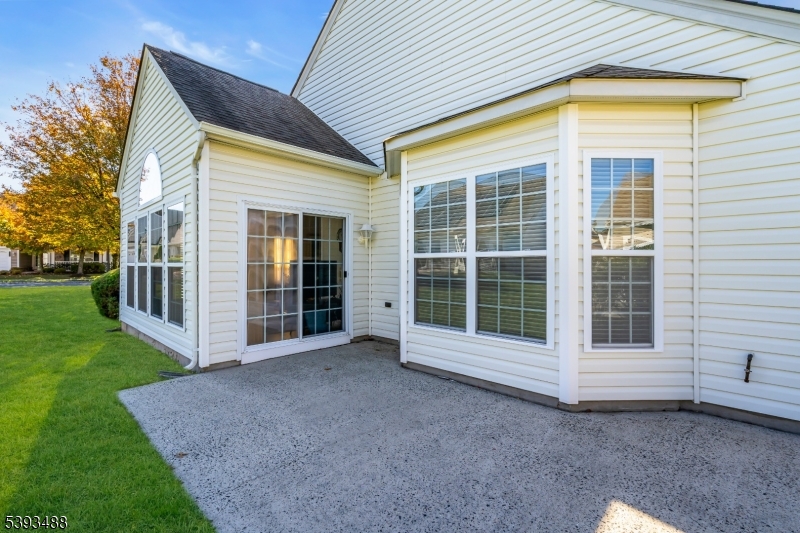 Franklin Twp., New Jersey, 08873, United States, 2 Bedrooms Bedrooms, ,2 BathroomsBathrooms,Residential,For Sale,2002075