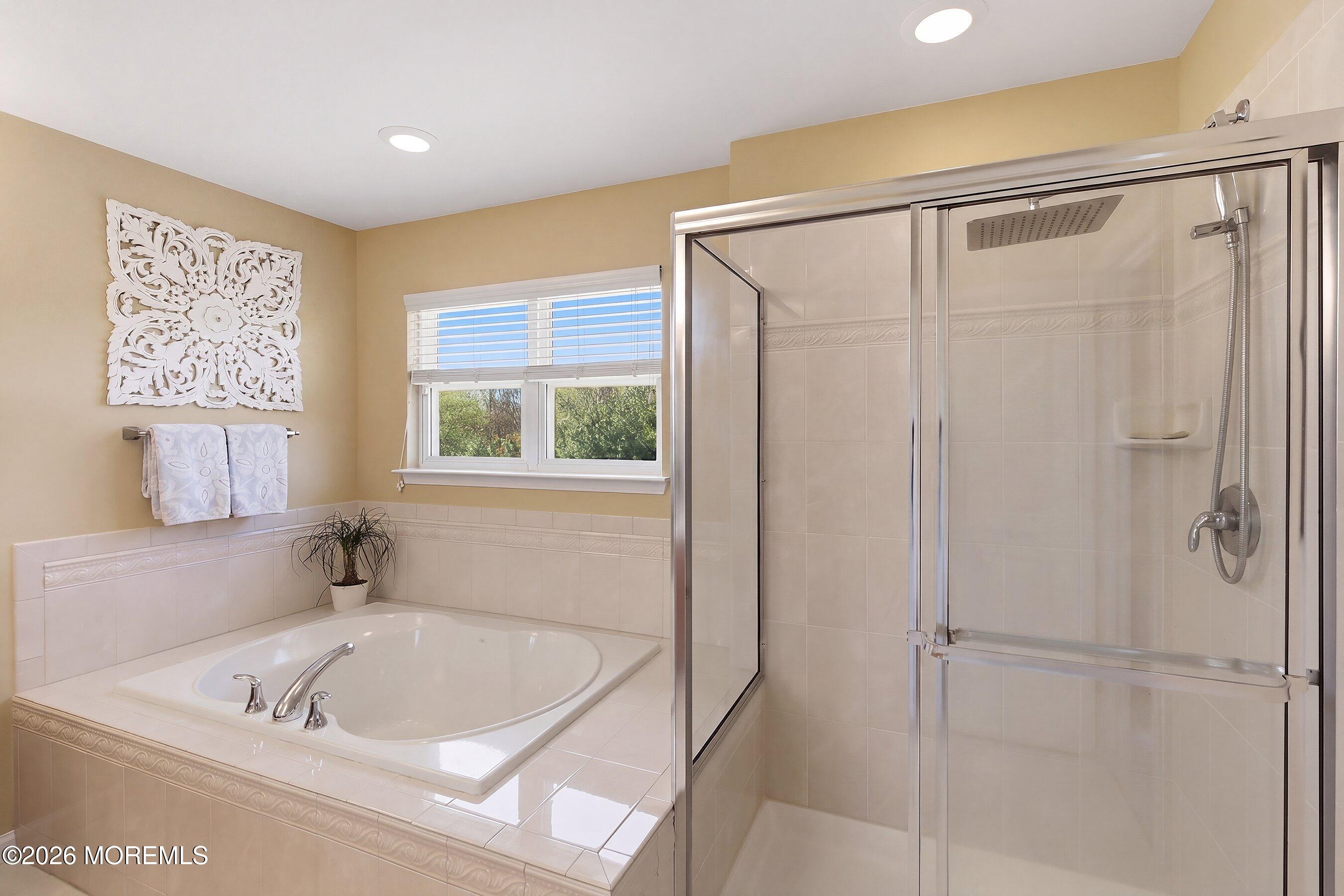 Manchester, New Jersey, 08759, United States, 5 Bedrooms Bedrooms, ,3 BathroomsBathrooms,Residential,For Sale,2040445