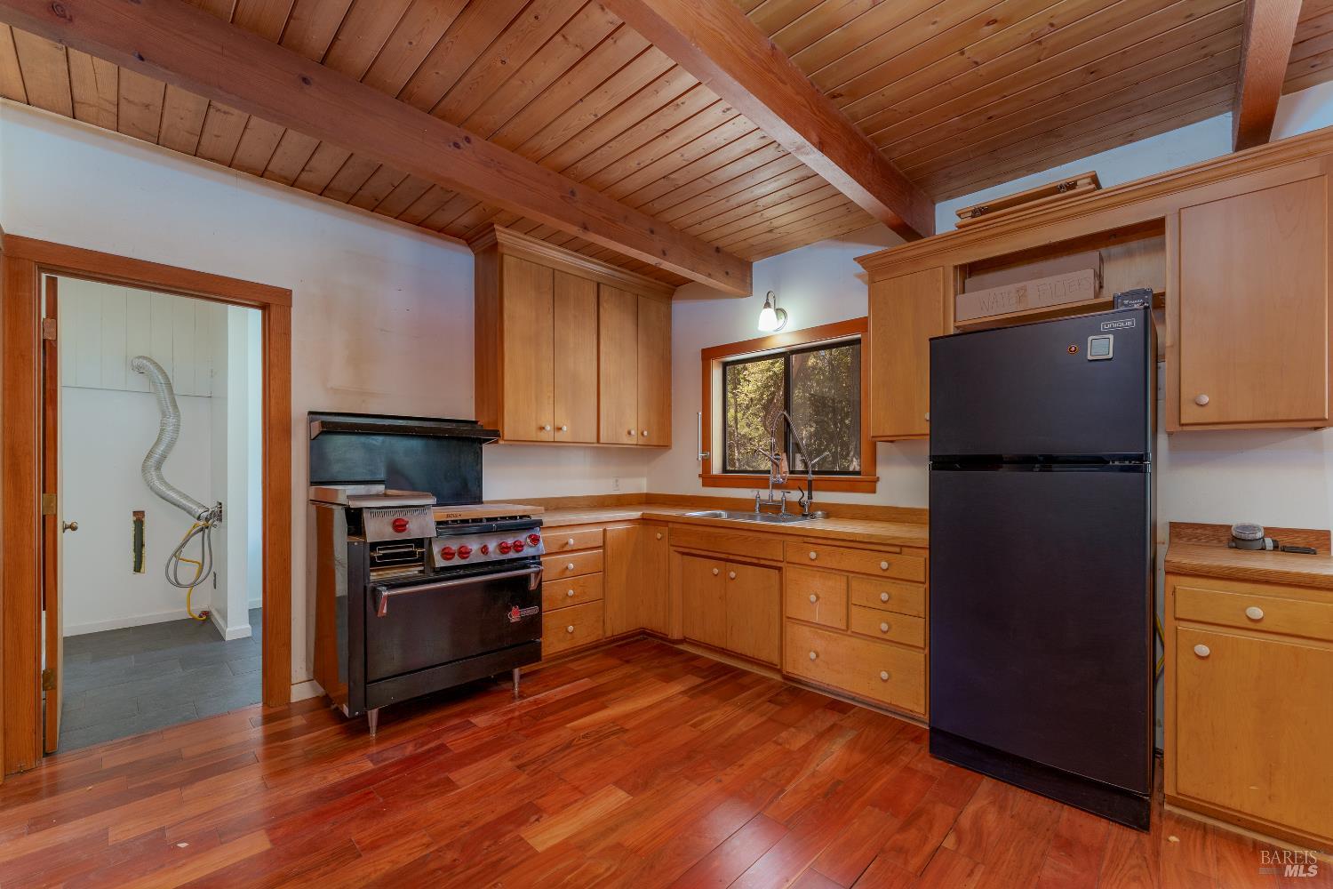 Ukiah, California, 95482, United States, 2 Bedrooms Bedrooms, ,1 BathroomBathrooms,Residential,For Sale,1925334