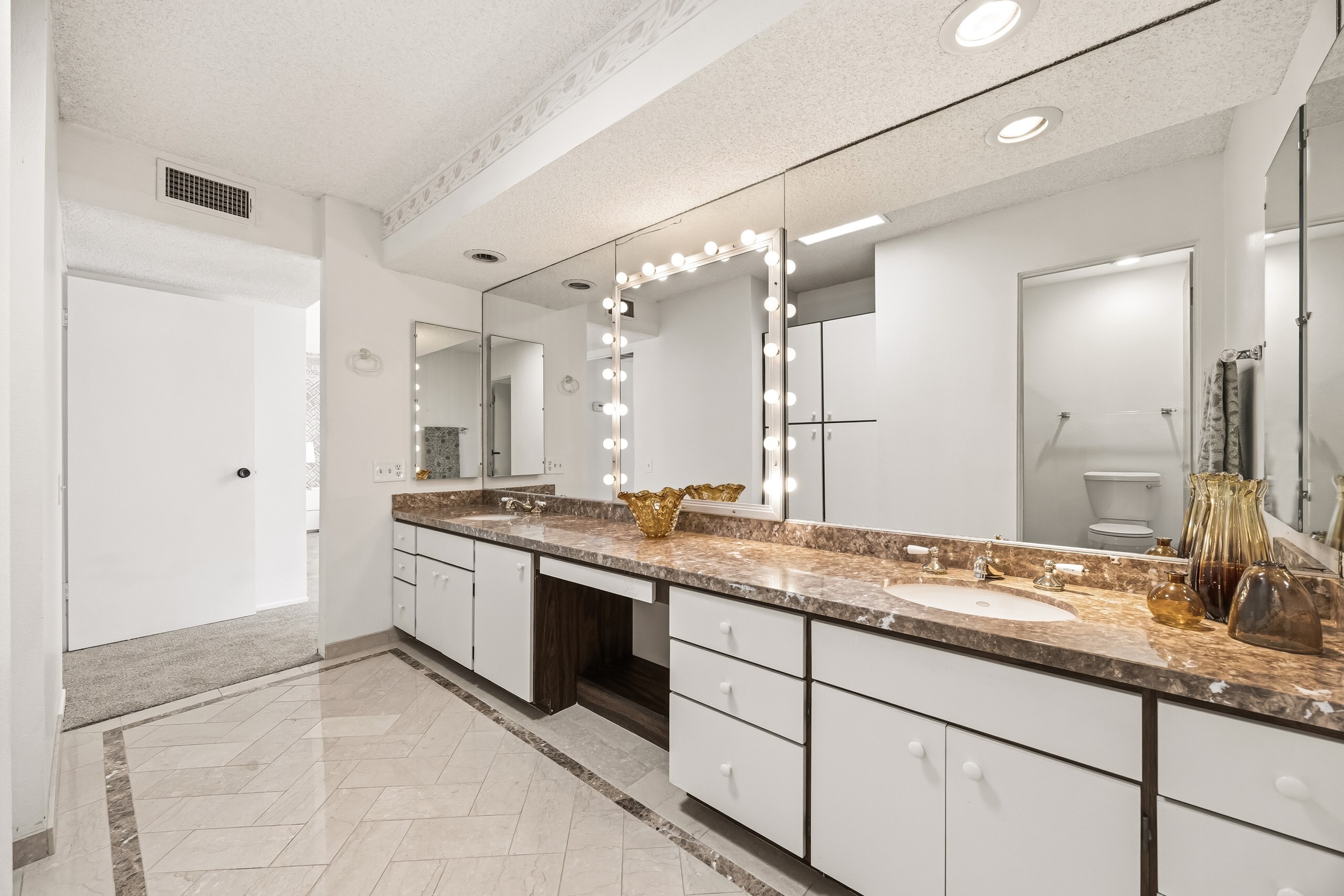  2075 South Ramitas Way - 物件實景