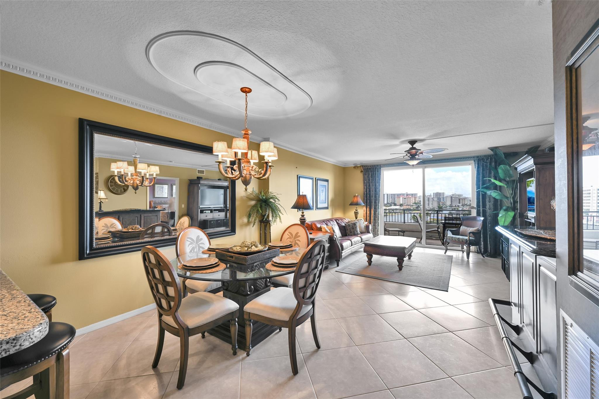 Pompano Beach, Florida, 33062, United States, 2 Bedrooms Bedrooms, ,3 BathroomsBathrooms,Residential,For Sale,2024404