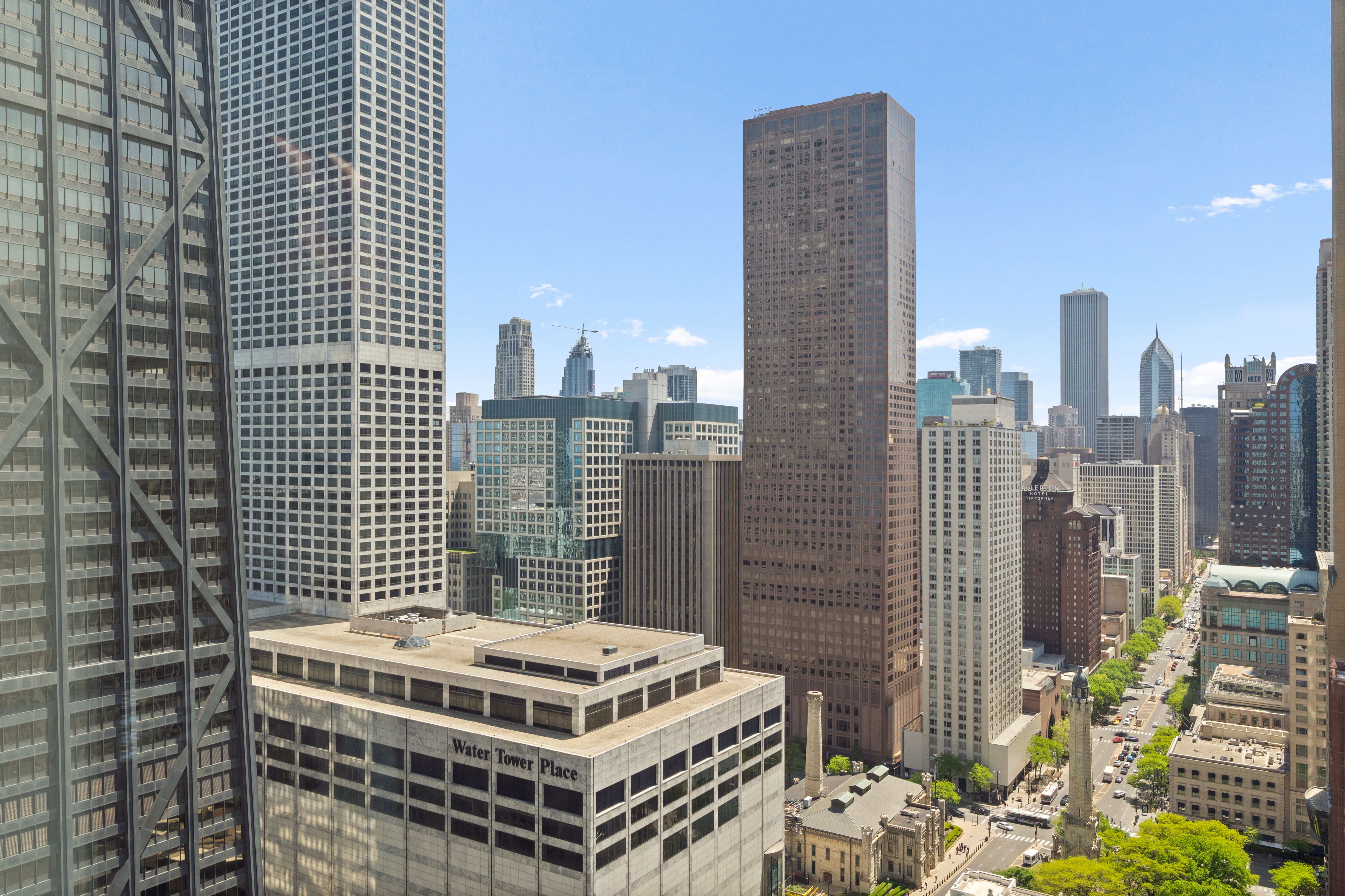  Sophisticated Living with Sweeping City Views - 物件實景