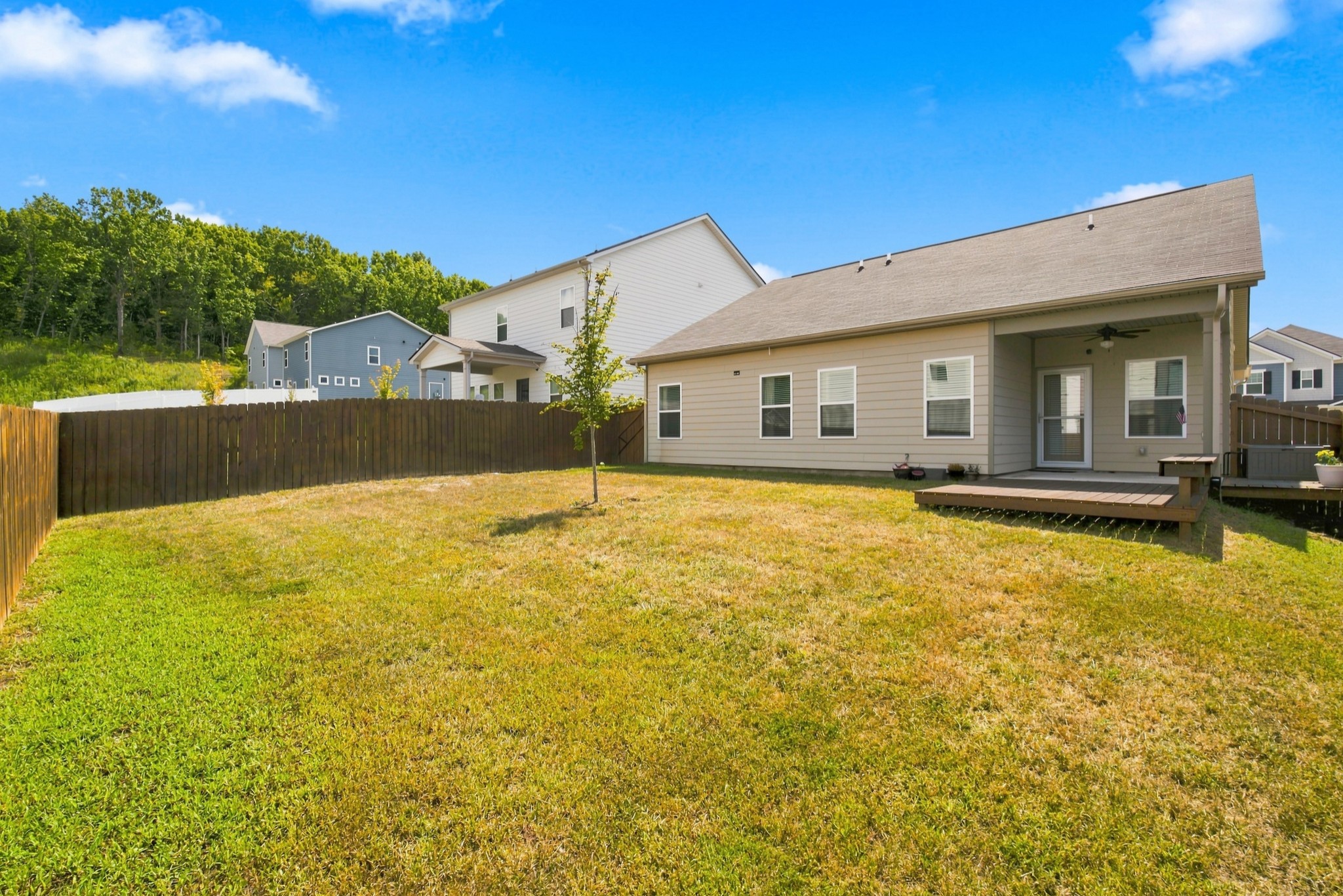  1217 Arroyo Dr, Nashville, TN, 37218 - 物件實景