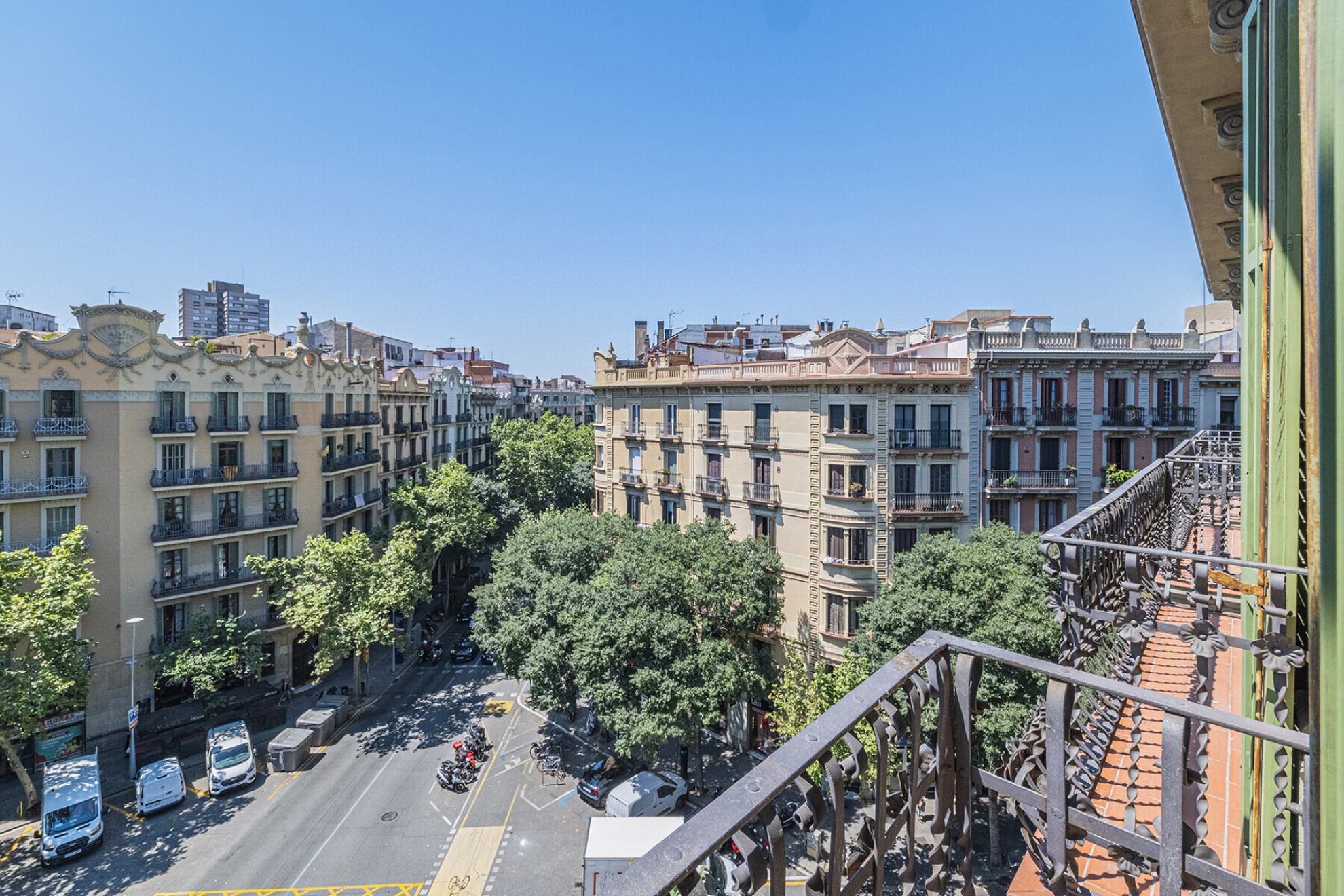  Bright top-floor apartment with a private terrace in Eixample - 物件實景