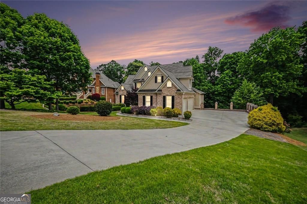 Flowery Branch, Georgia, 30542, United States, 6 Bedrooms Bedrooms, ,5 BathroomsBathrooms,Residential,For Sale,2043062