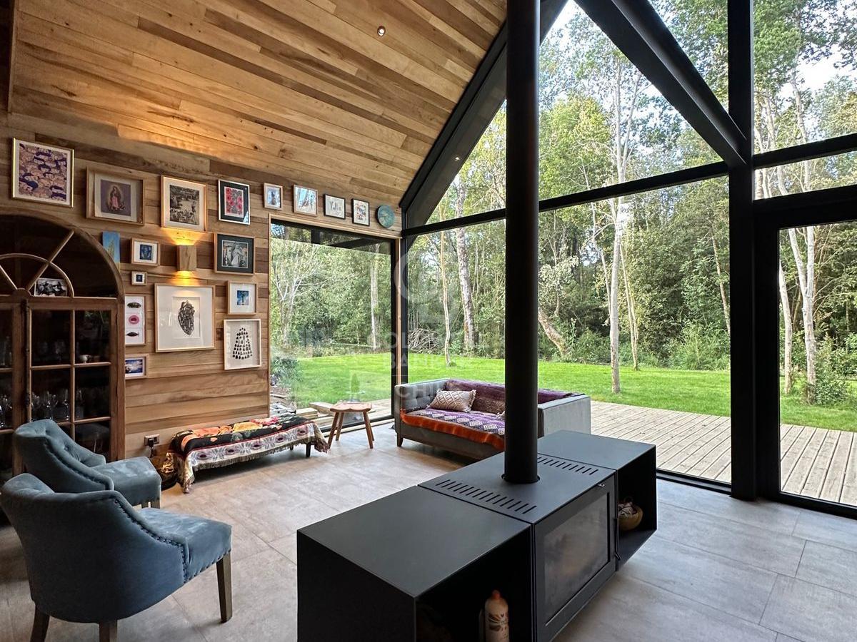 Puerto Varas, Chile, 6 Bedrooms Bedrooms, ,5 BathroomsBathrooms,Residential,For Sale,1918221