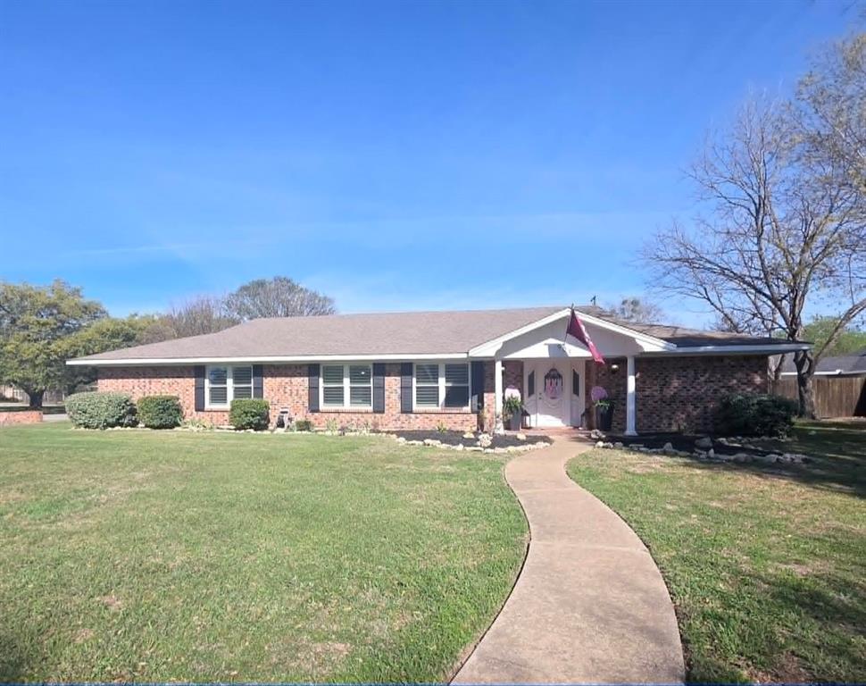 Hillandale St, Mexia, TX 76667