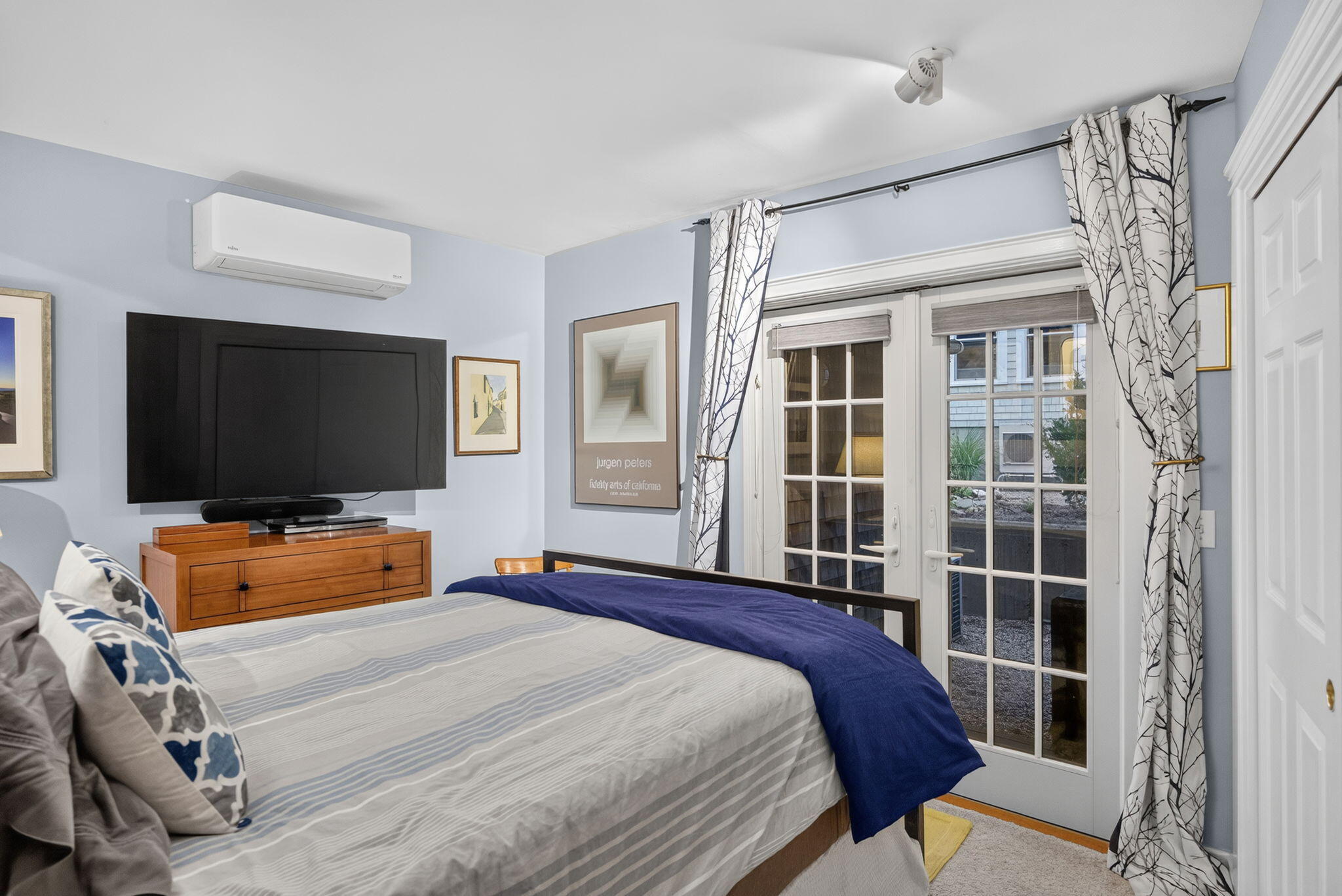  West End Living with a Private Deck and Outdoor Shower - 物件實景