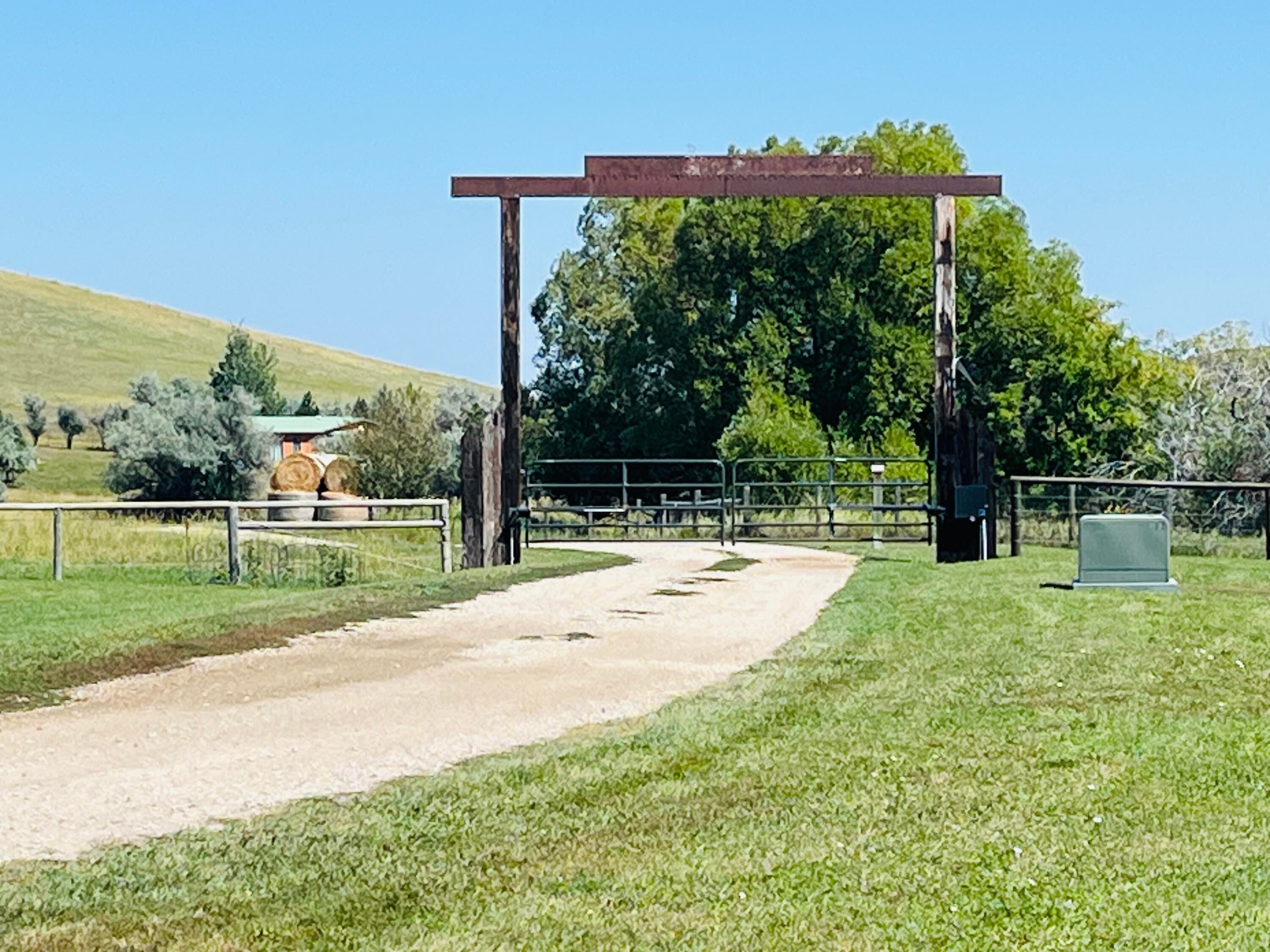 Sheridan, Wyoming, 82801, United States, 4 Bedrooms Bedrooms, ,2 BathroomsBathrooms,Residential,For Sale,2011372