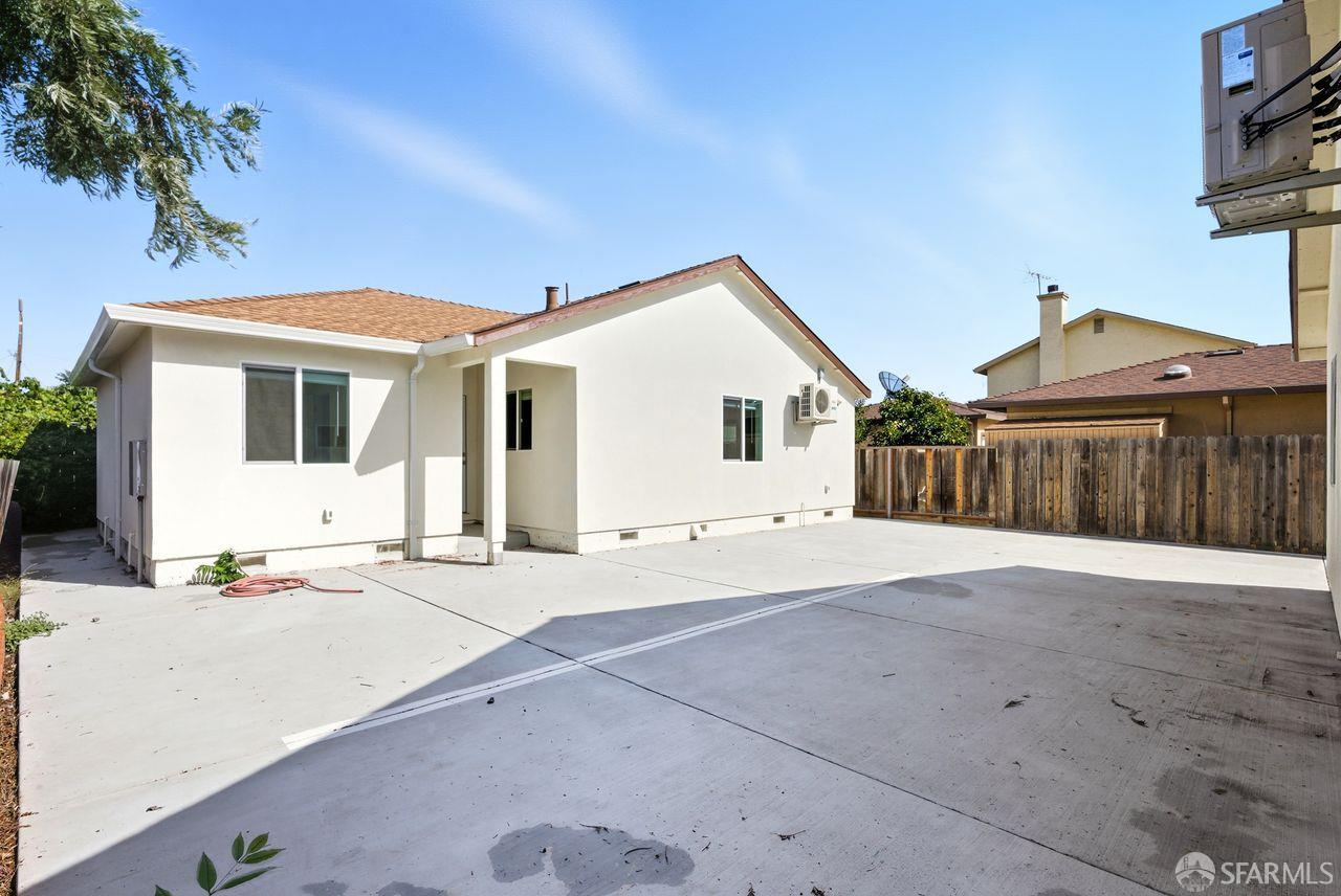 San Jose, California, 95116, United States, 8 Bedrooms Bedrooms, ,4 BathroomsBathrooms,Residential,For Sale,1988355