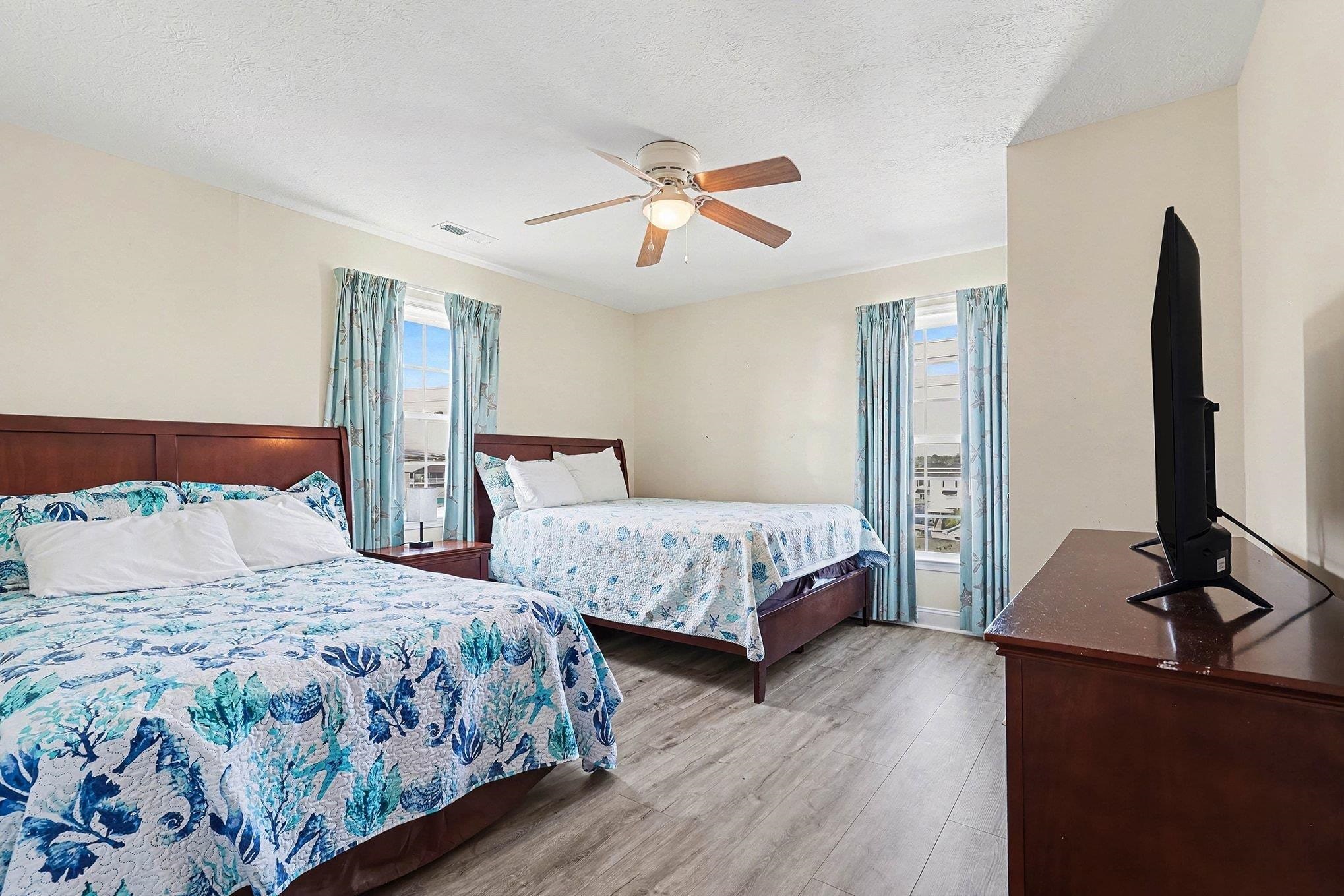 North Myrtle Beach, South Carolina, 29582, United States, 8 Bedrooms Bedrooms, ,7 BathroomsBathrooms,Residential,For Sale,2049472
