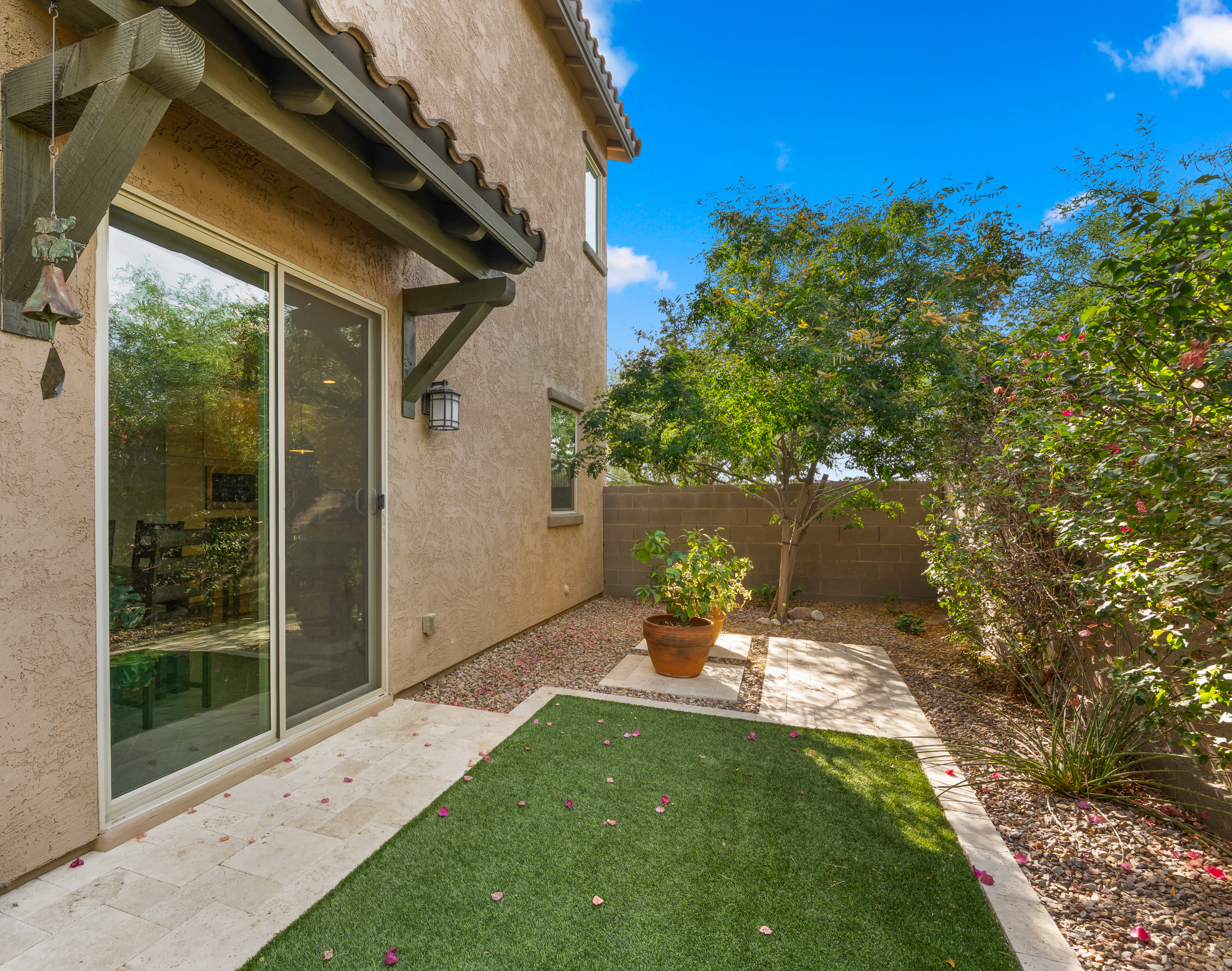  4724 E Parkside Lane  Phoenix, AZ - 物件實景