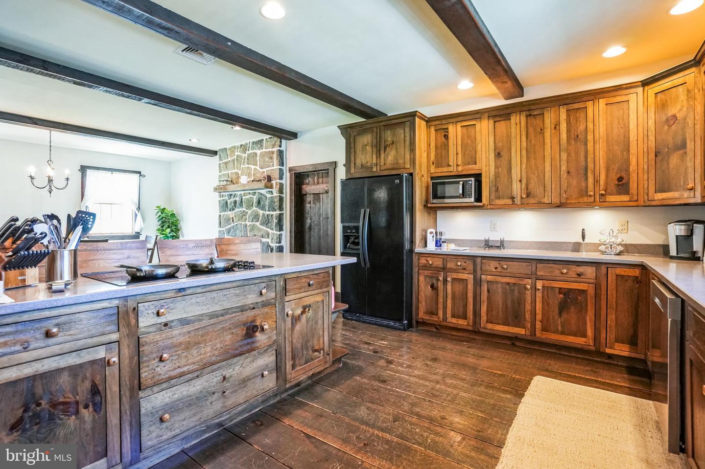 Pottstown, Pennsylvania, 19465, United States, 3 Bedrooms Bedrooms, ,6 BathroomsBathrooms,Residential,For Sale,1913550