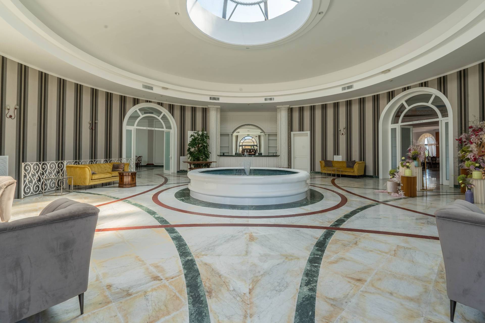 Altamura, Bari, 70022, IT, 21 Bedrooms Bedrooms, ,24 BathroomsBathrooms,Residential,For Sale,1947459